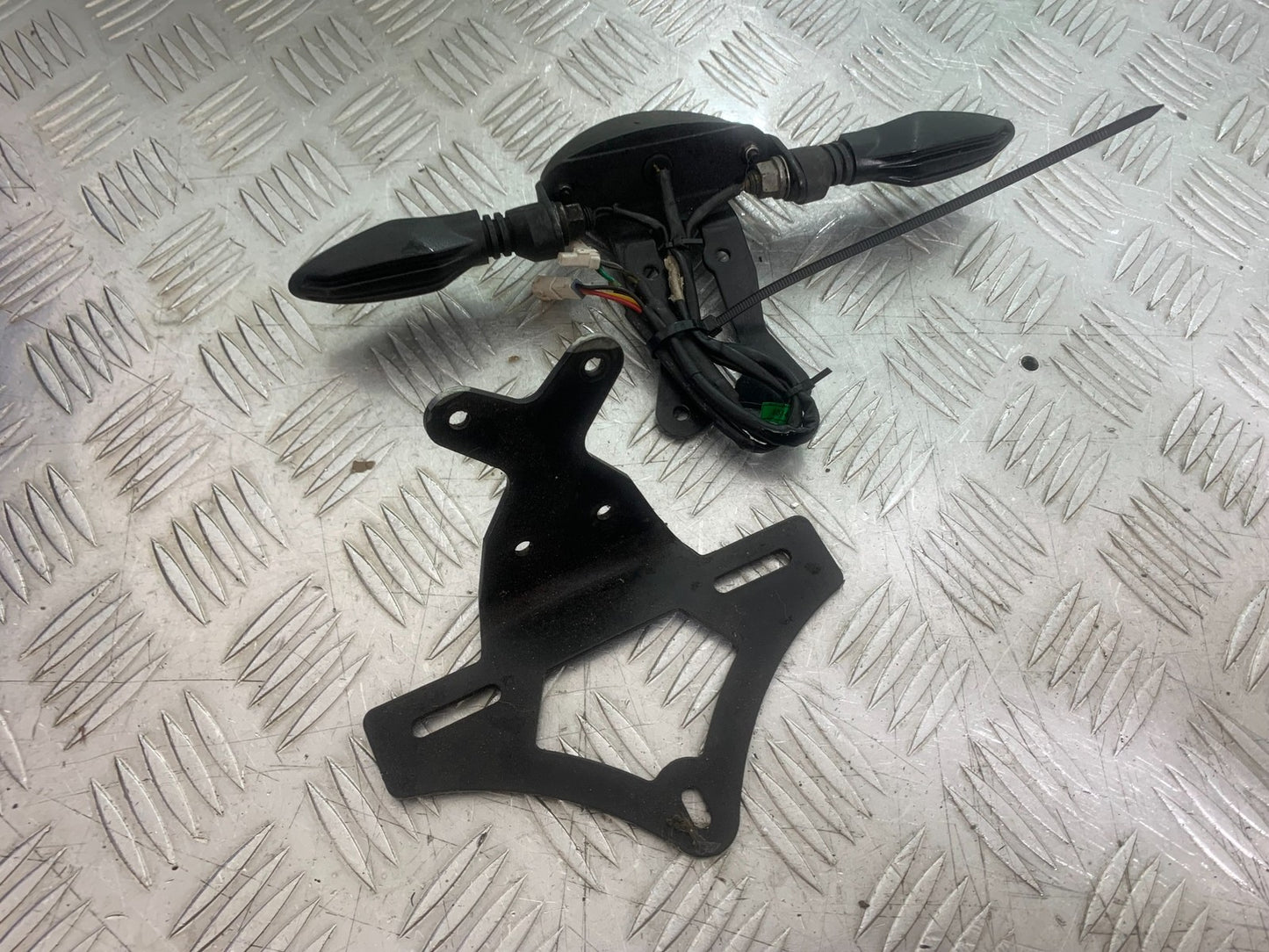 KTM 790 DUKE TAIL TIDY REAR LIGHT INDICATORS  YEAR 2018-2021  (CMB11150)