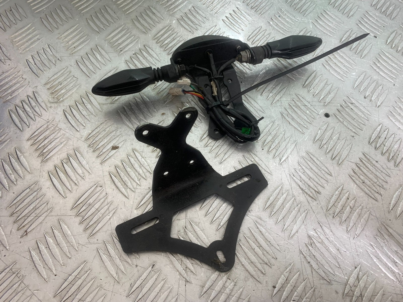 KTM 790 DUKE TAIL TIDY REAR LIGHT INDICATORS  YEAR 2018-2021  (CMB11150)