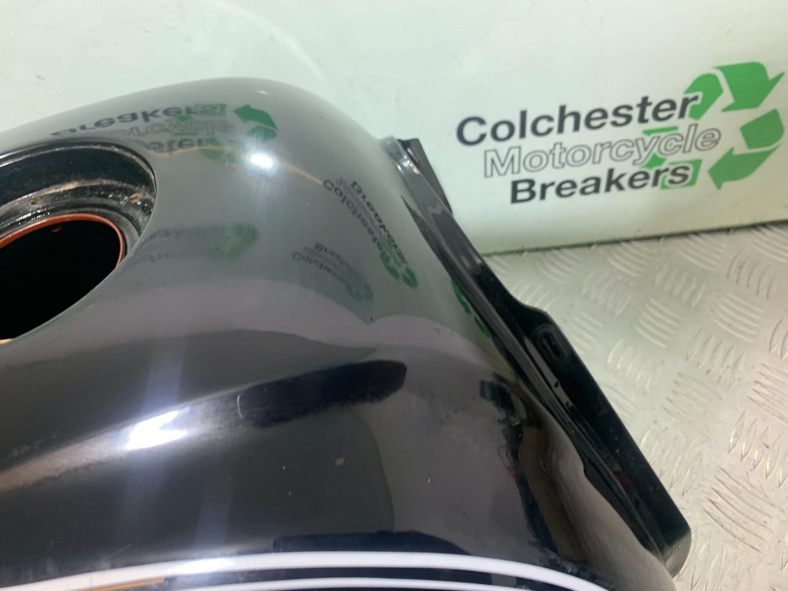 BMW R850 R R850R PETROL TANK  YEAR 1994-2002 (CMB1170)