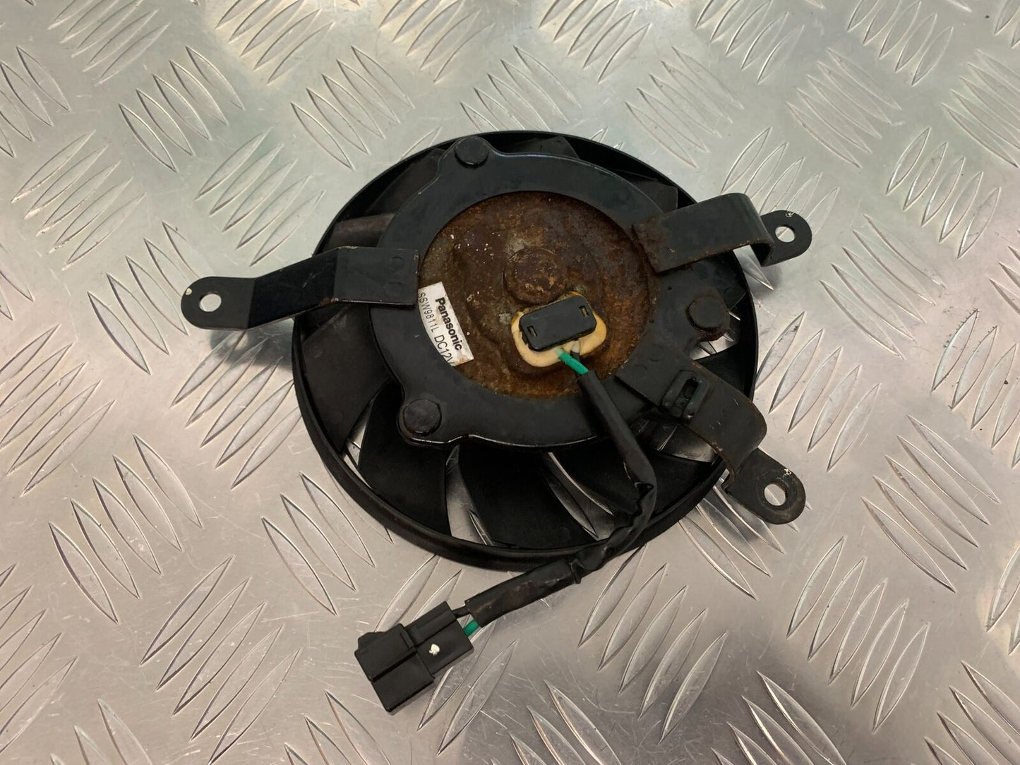 TRIUMPH TIGER 800 XCA RADIATOR FAN  YEAR 2015-2017 (STOCK 940)