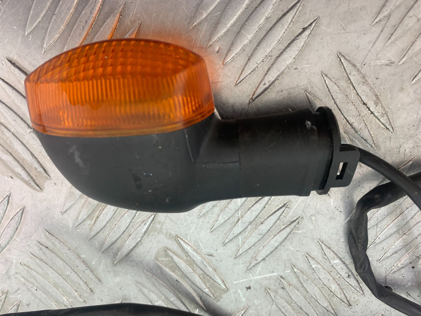 YAMAHA YZF R1 FRONT AND REAR INDICATORS   YEAR 2004-2006 (CMB1155)