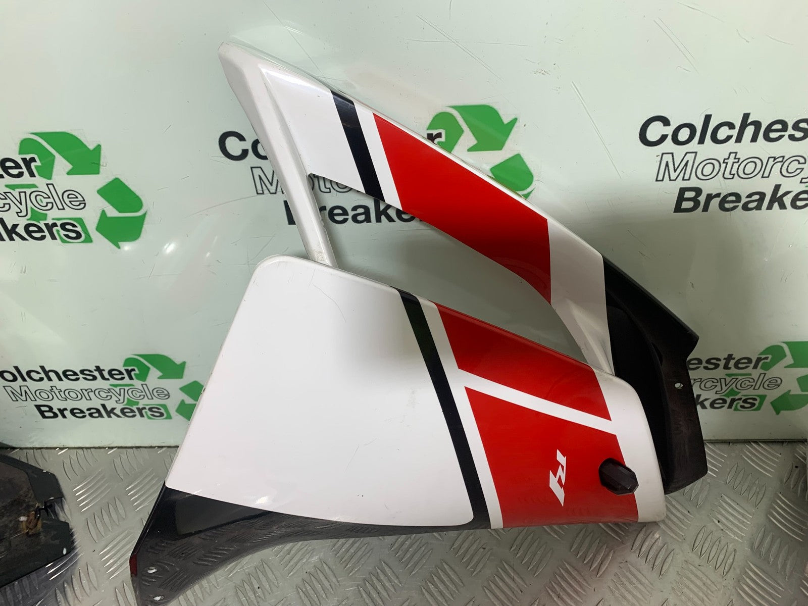 YAMAHA YZF R1 4C8 FAIRING KIT (PATTERN) YEAR 2007-2008 (CMB1237)