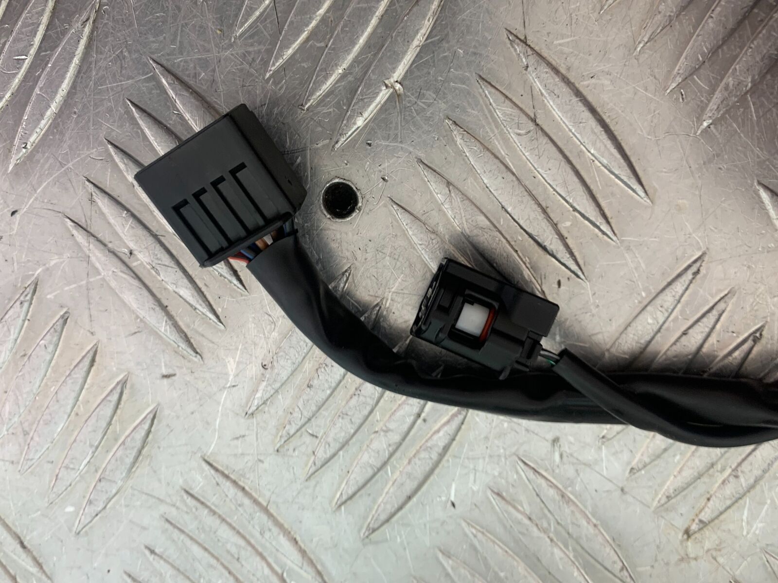 YAMAHA XSR900 XSR 900 RIGHT SWITCH GEAR  YEAR 2021-2022 (CMB1073)
