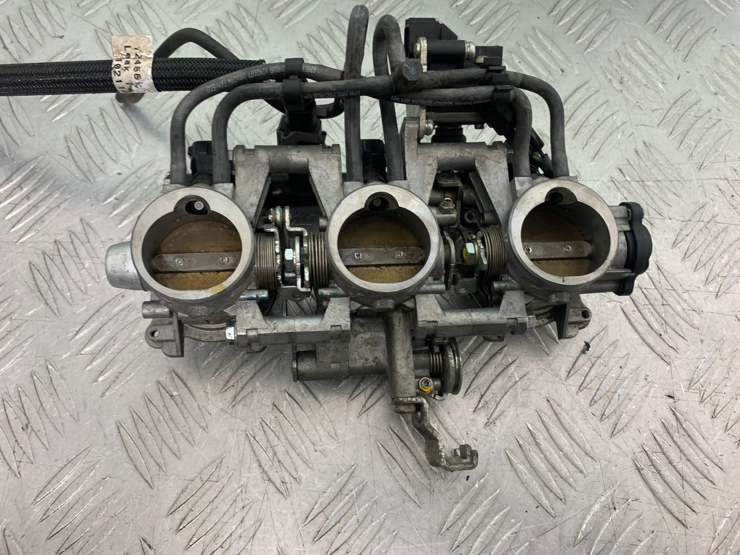 TRIUMPH 675 STREET TRIPLE RX THROTTLE BODIES 2015- 2017 (CMB1299)