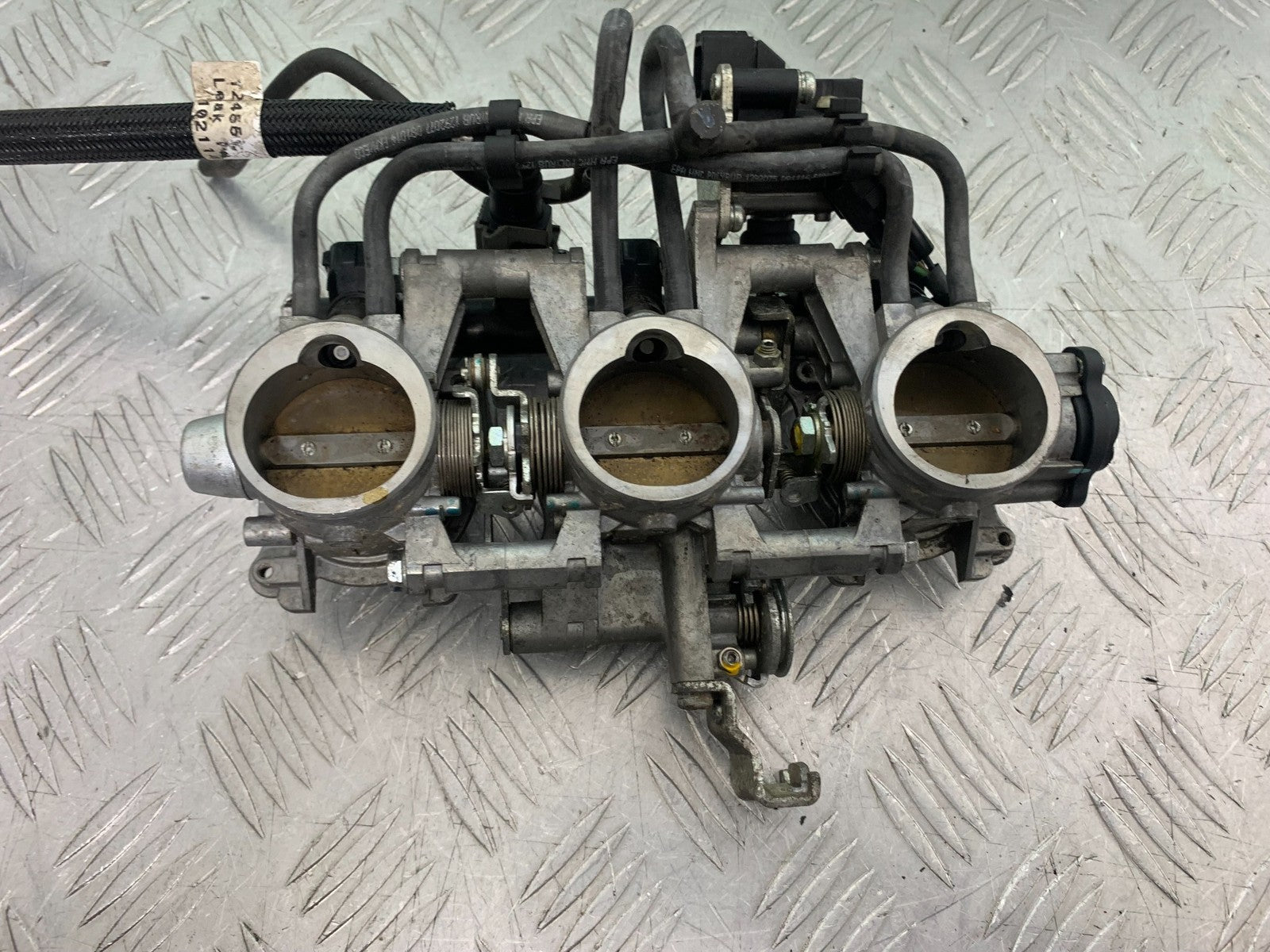 TRIUMPH 675 STREET TRIPLE RX THROTTLE BODIES 2015- 2017 (CMB1299)