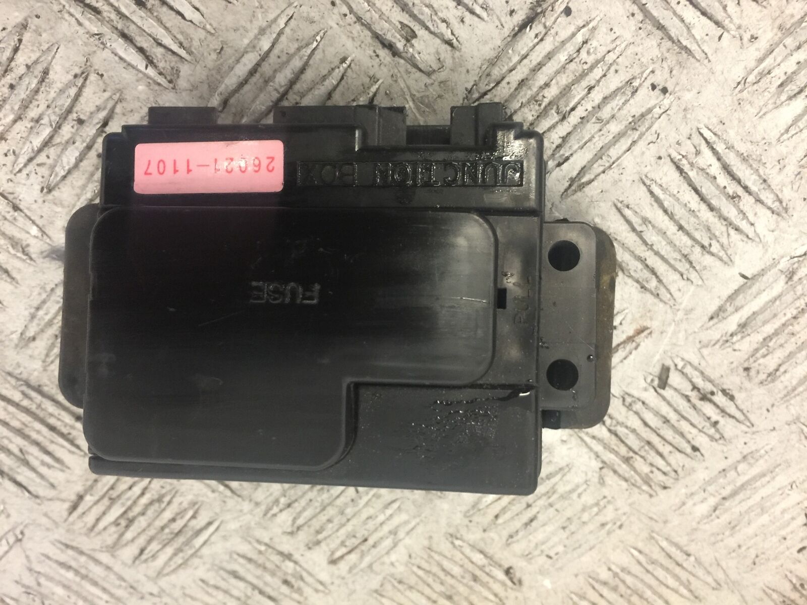 KAWASAKI ZZR1200 ZZR 1200 FUSE BOX   2002-2005 (STOCK 678)