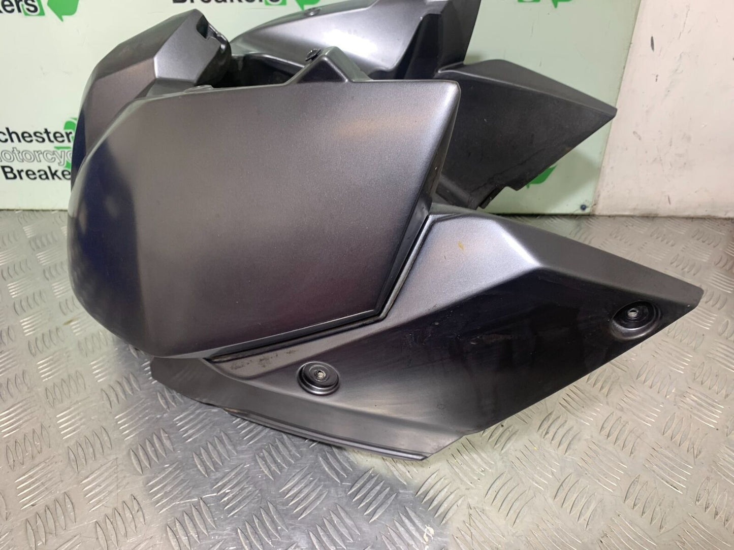 KTM 990 SUPERMOTO T PETROL TANK   YEAR 2010-2011  (CMB1127)