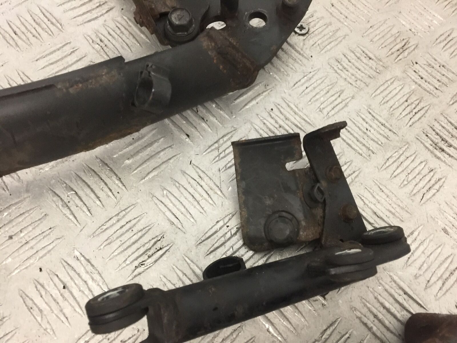 KAWASAKI Z1000 SX ENGINE BRACKETS   YEAR 2011-2019  (STOCK 839)