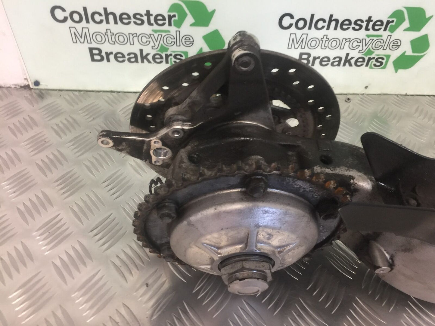HONDA VFR800 VFR 800 V-TEC SWINGARM HUB DISC    YEAR 2003 -2009 (STOCK 916)