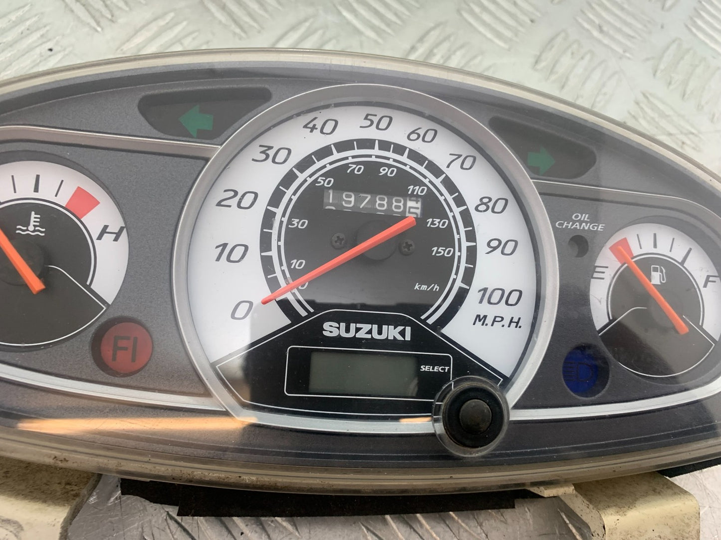 SUZUKI AN 200 UH 200 CLOCKS SPEEDO DASH  YEAR 2007-2009 (CMB1256)