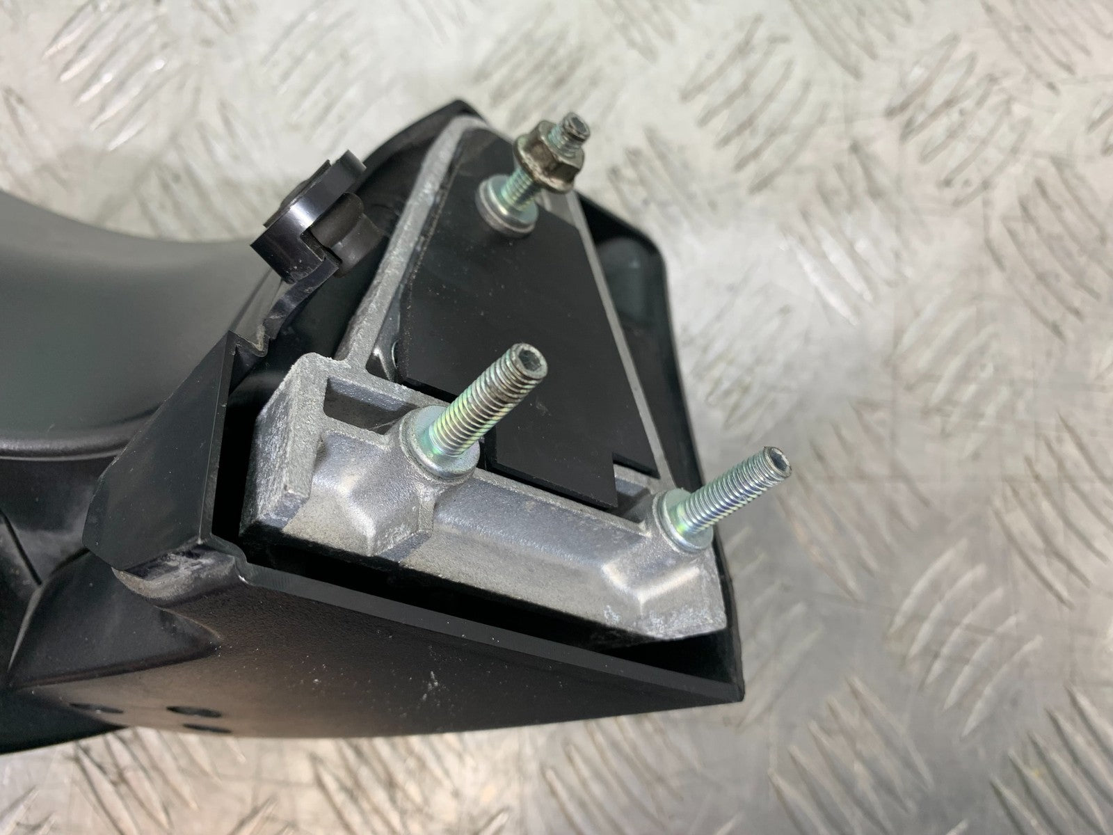 KAWASAKI GTR1400 GTR 1400 LEFT MIRROR YEAR 2007-2009 (CMB1306)