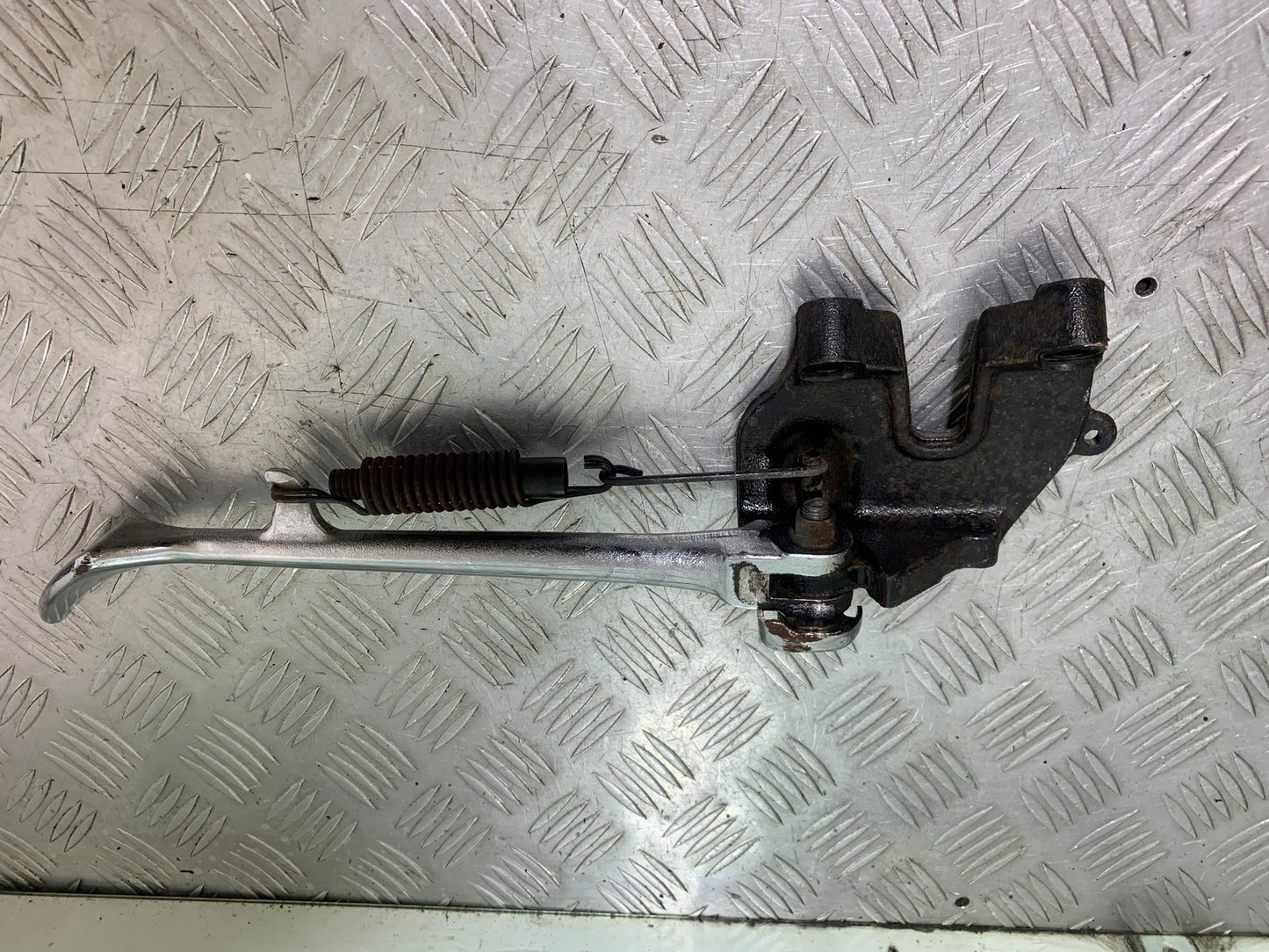 YAMAHA XVS 1300 MIDNIGHT STAR SIDE STAND  YEAR 2007-16 (CMB1200)