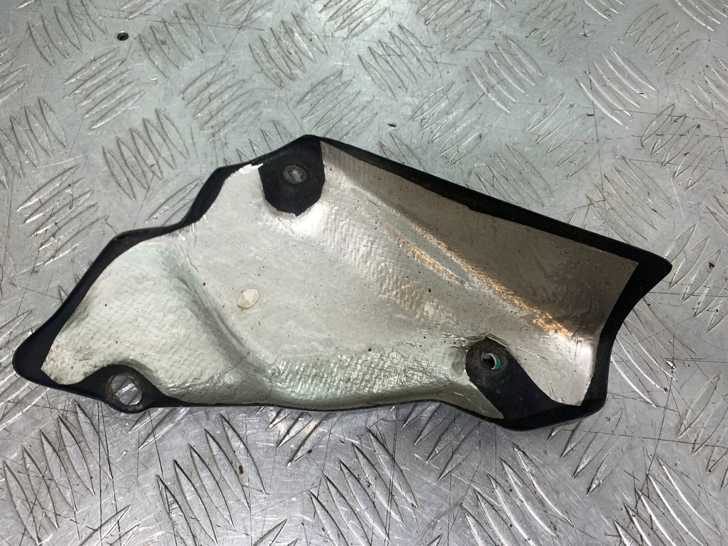 DUCATI 1198 S CARBON EXHAUST SHIELD   YEAR 2009-2011 (CMB1219)