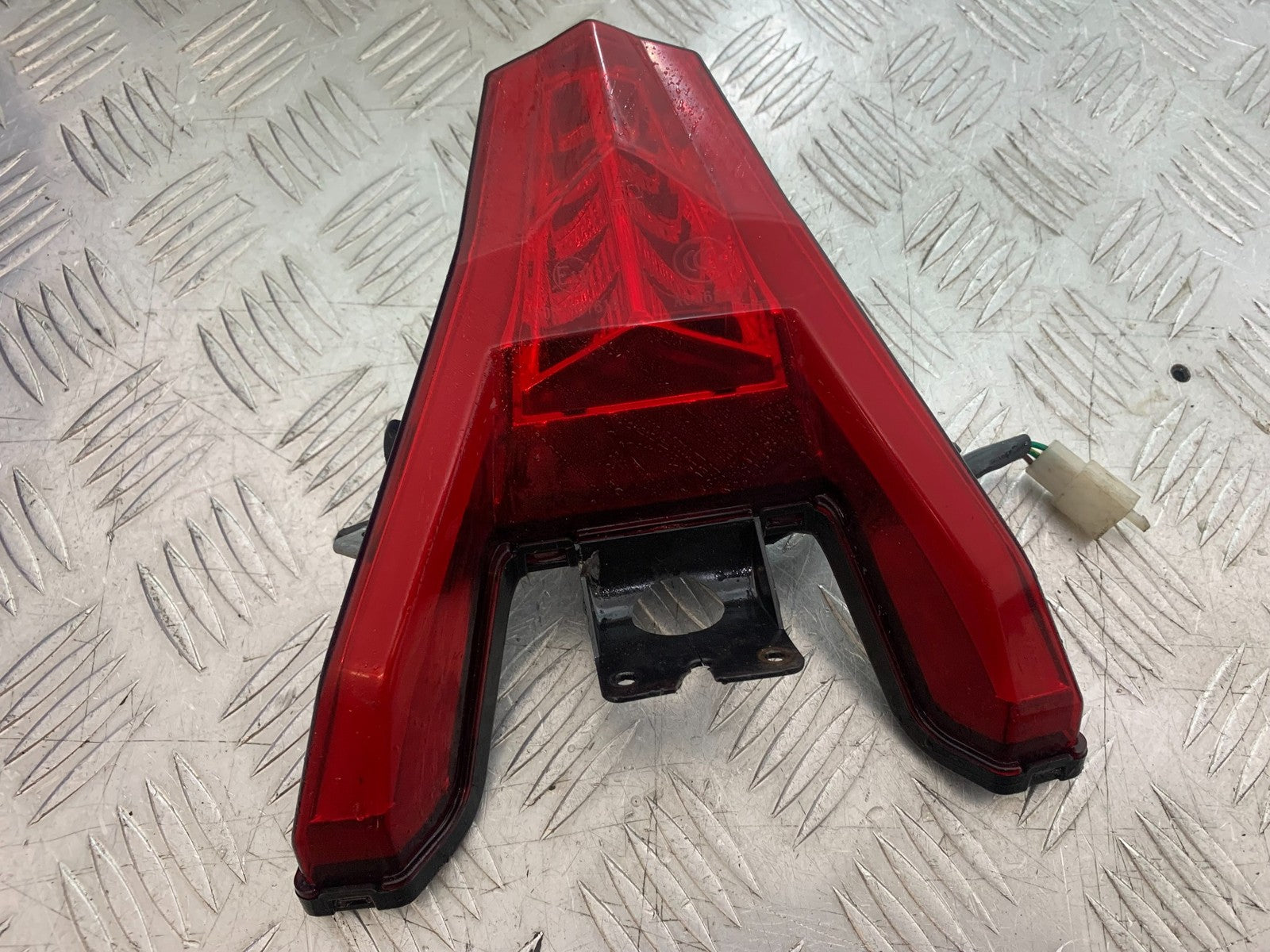 NECO ALEXONE 125 REAR LIGHT  YEAR 2016-2022  (CMB1273)