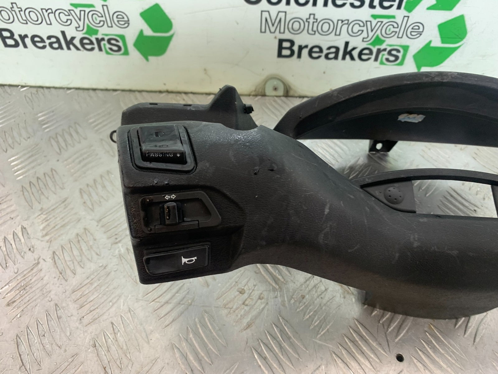 YAMAHA XMAX 250 XMAX 250 SWITCH GEARS AND PANEL   YEAR 2006-09 (CMB1201)