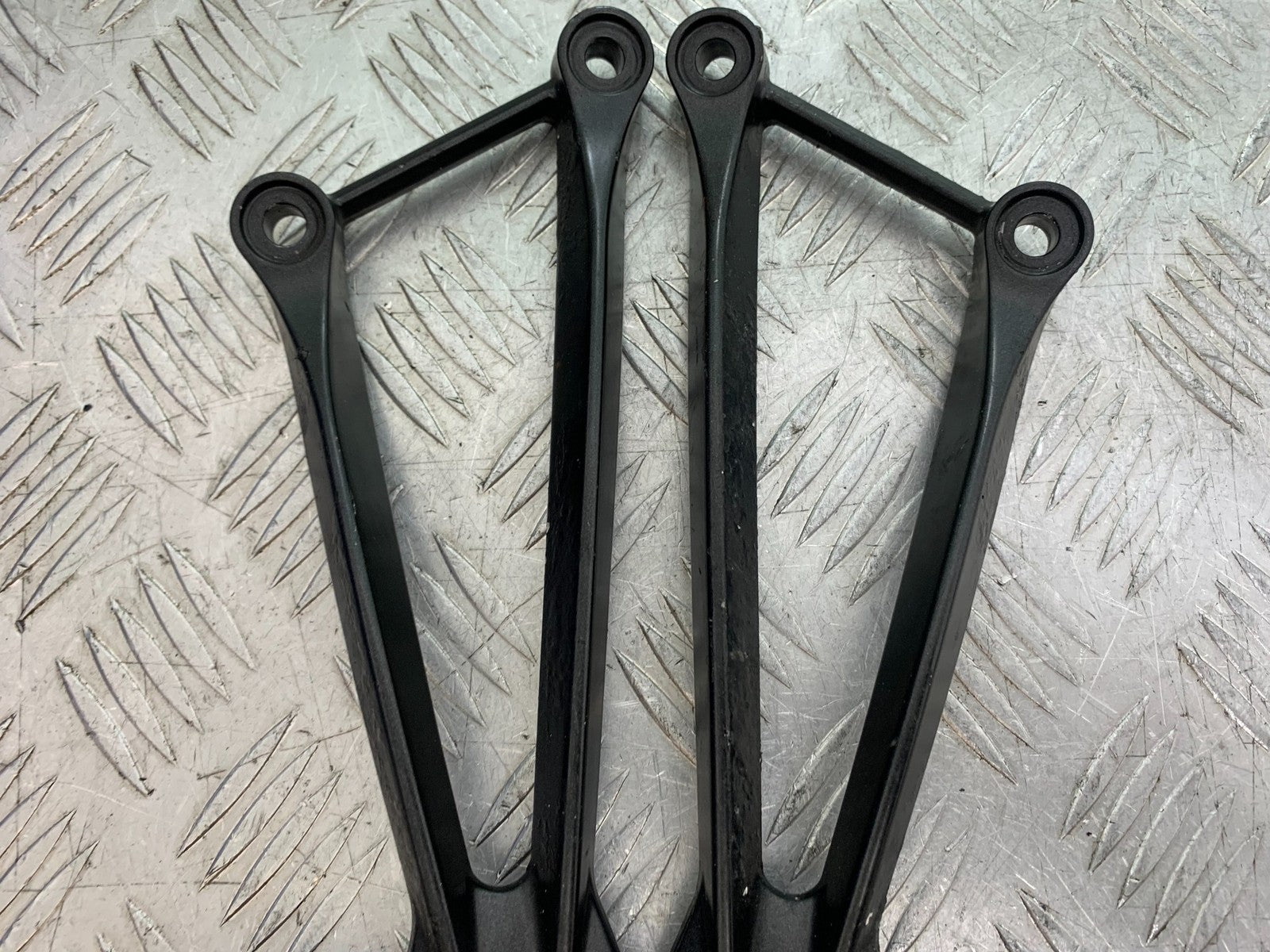KAWASAKI ZX10R ZX10 R REAR HANGERS AND PEGS    2008-2010 (CMB1301)