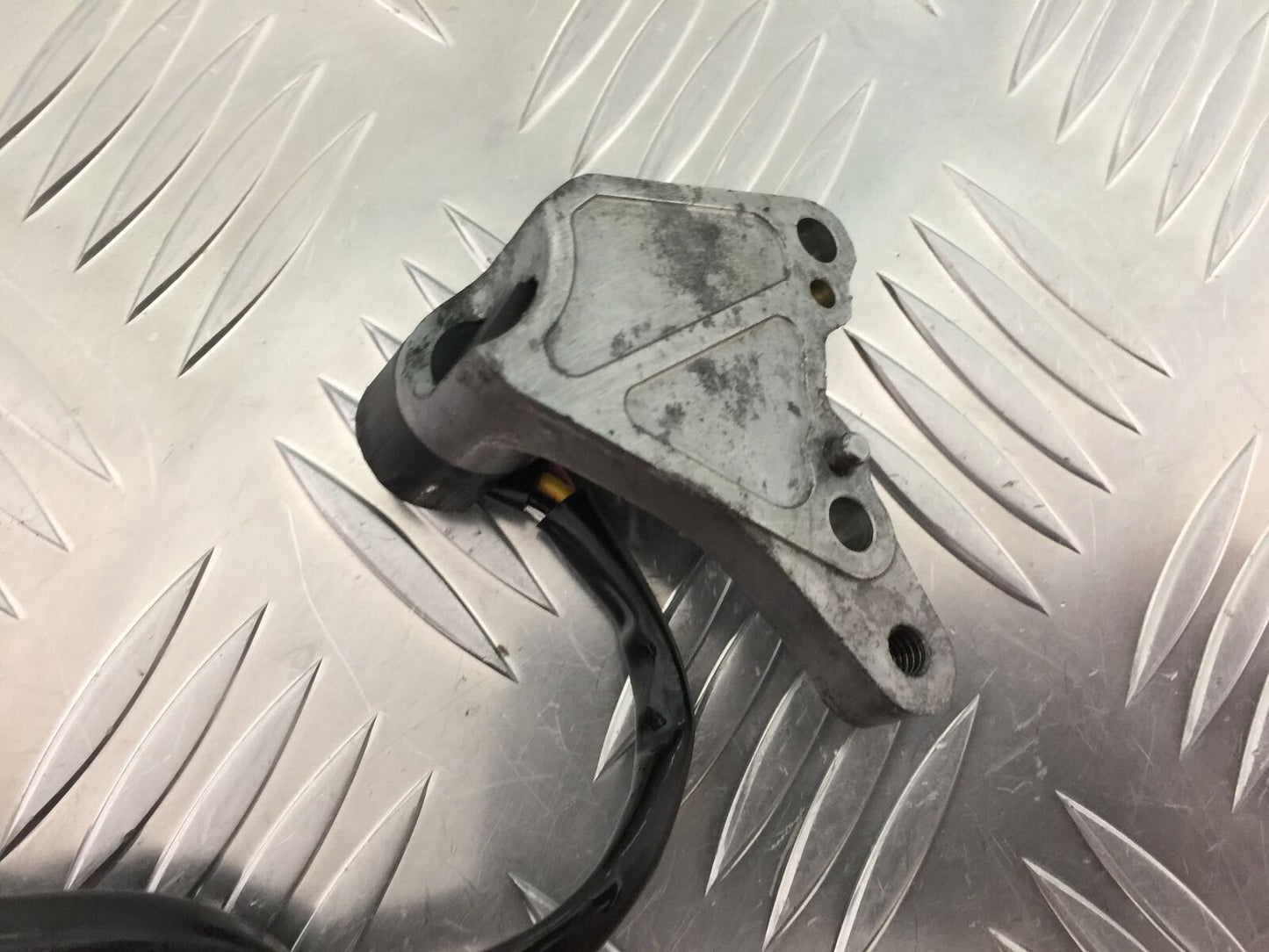 KAWASAKI ER6 N SPEEDO PICK UP   YEAR 2009-2011  (STOCK 928)