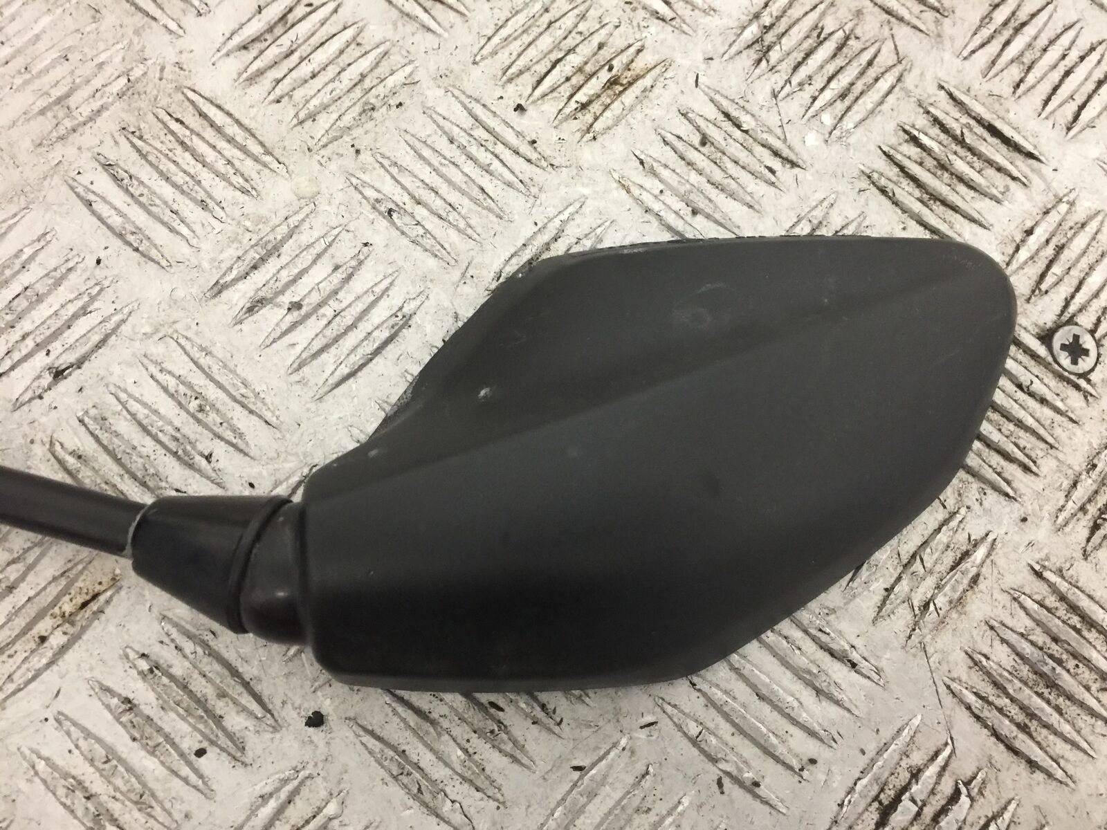 YAMAHA MT03 RIGHT MIRROR   YEAR 2018  (STOCK 801)