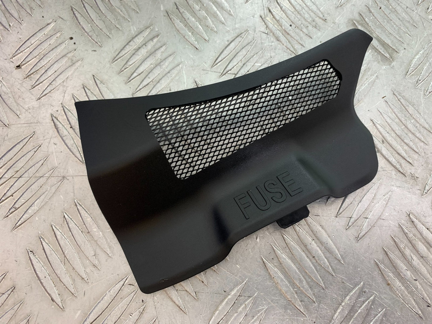 DUCATI 1299 PANIGALE FUSE COVER    YEAR 2016 (CMB 1187)