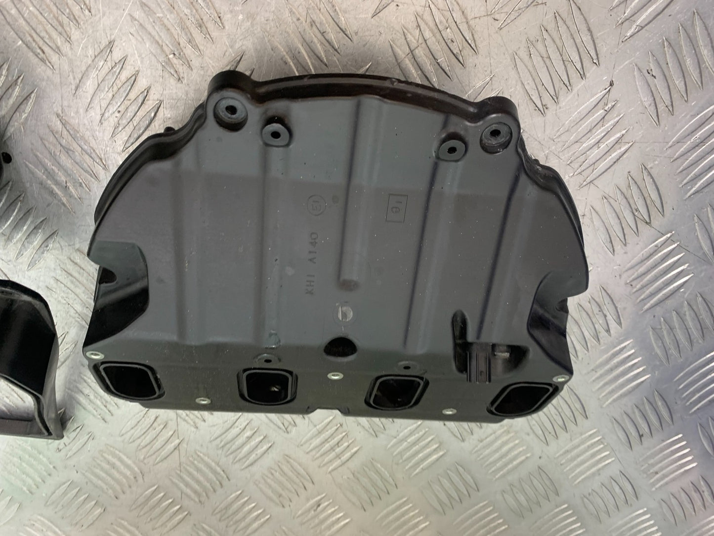 KAWASAKI ZX10R ZX10 R AIR BOX  2008-2010 (CMB1301)