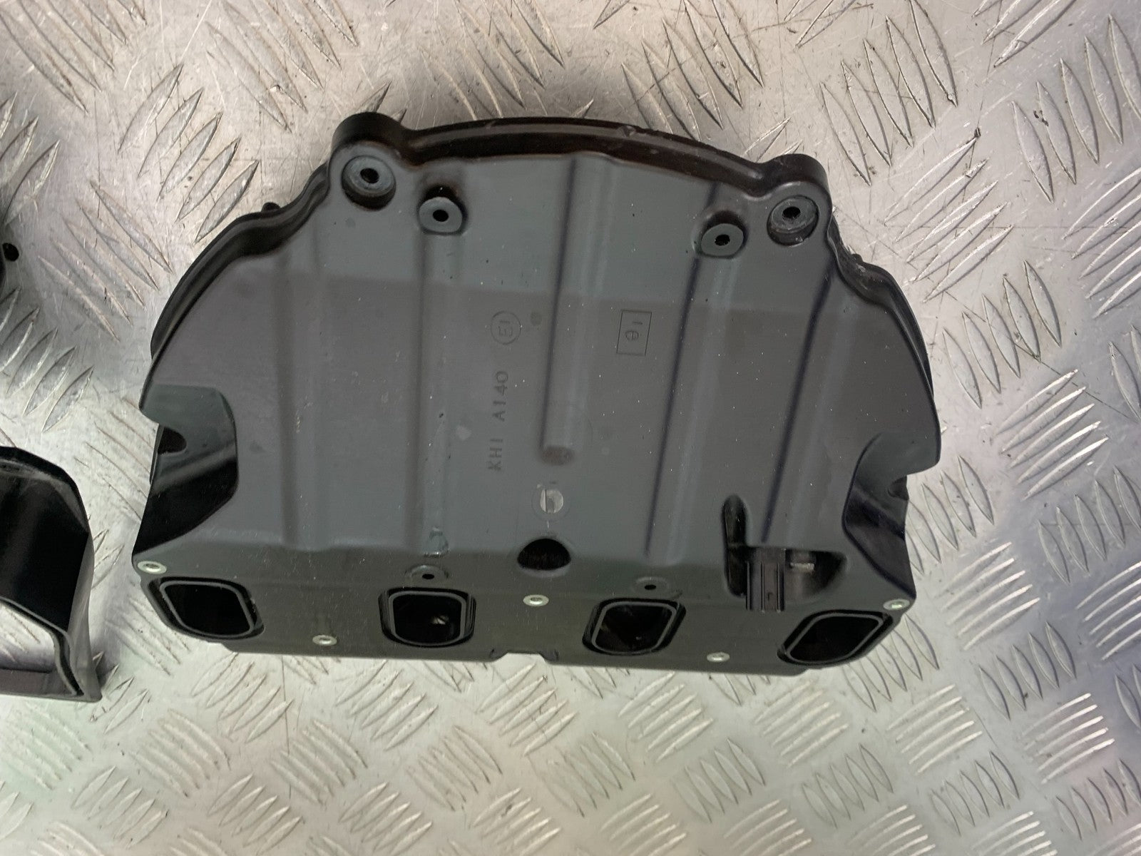 KAWASAKI ZX10R ZX10 R AIR BOX  2008-2010 (CMB1301)