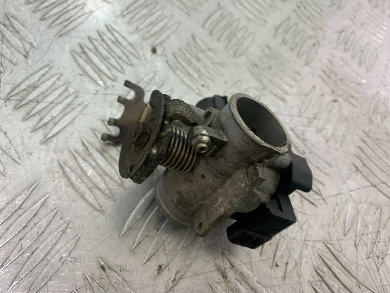 YAMAHA YS125 YS 125 THROTTLE BODY  YEAR 2017-2021 (CMB1321)