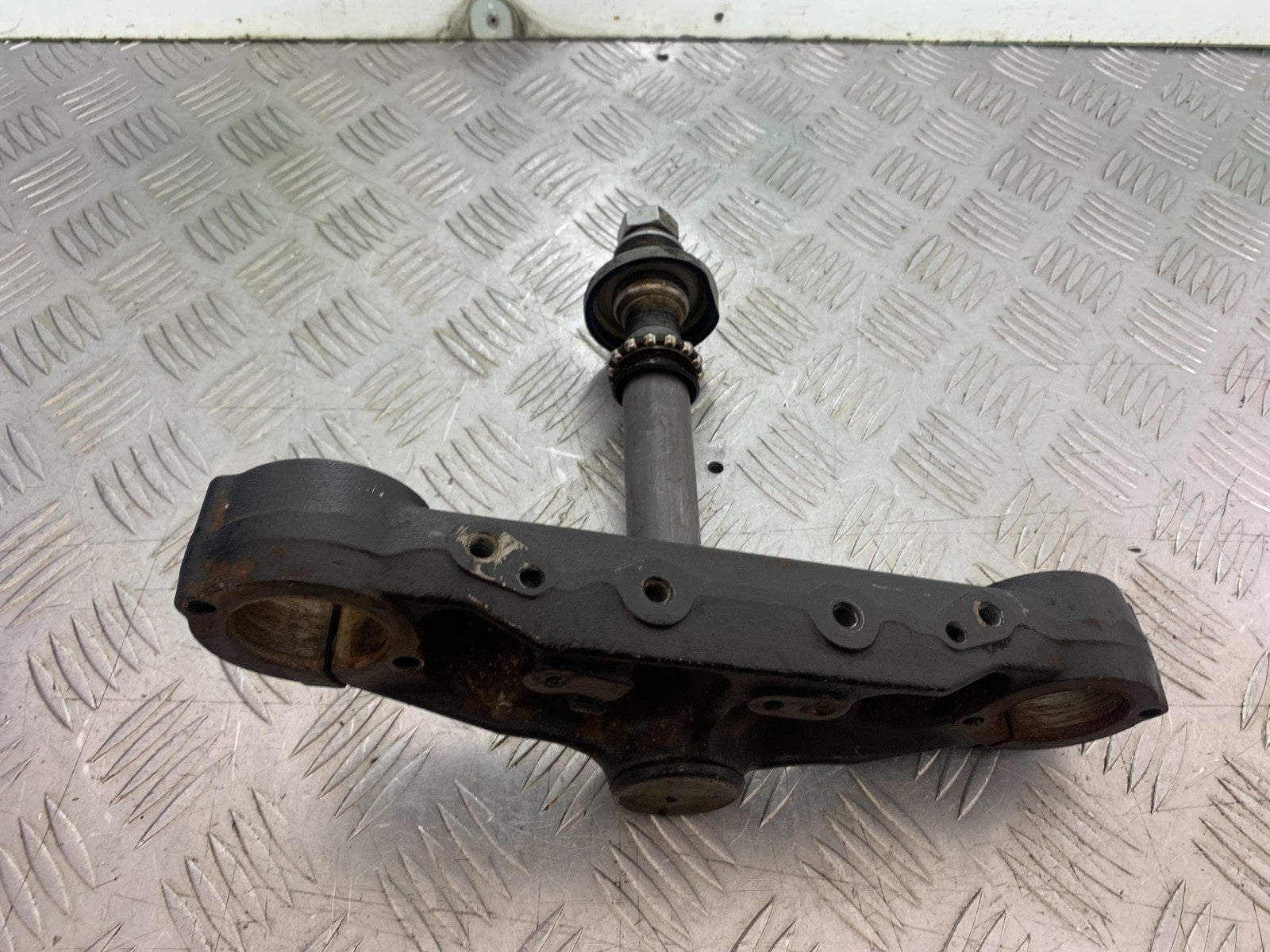YAMAHA XVS 1300 MIDNIGHT STAR BOTTOM YOKE YEAR 2007-16 (CMB1200)