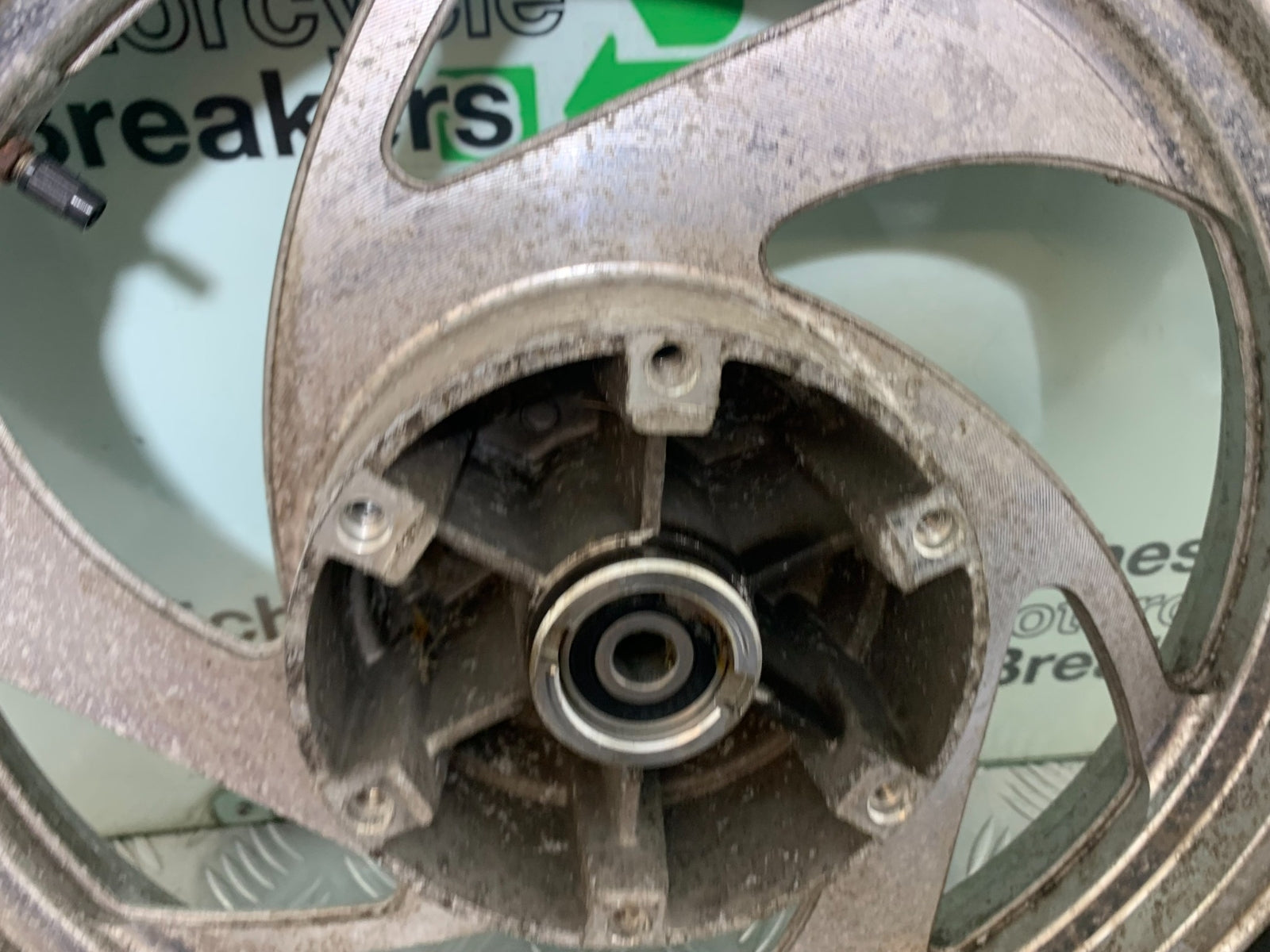 PIONEER XF250 FRONT WHEEL YEAR 2009 (CMB1143)