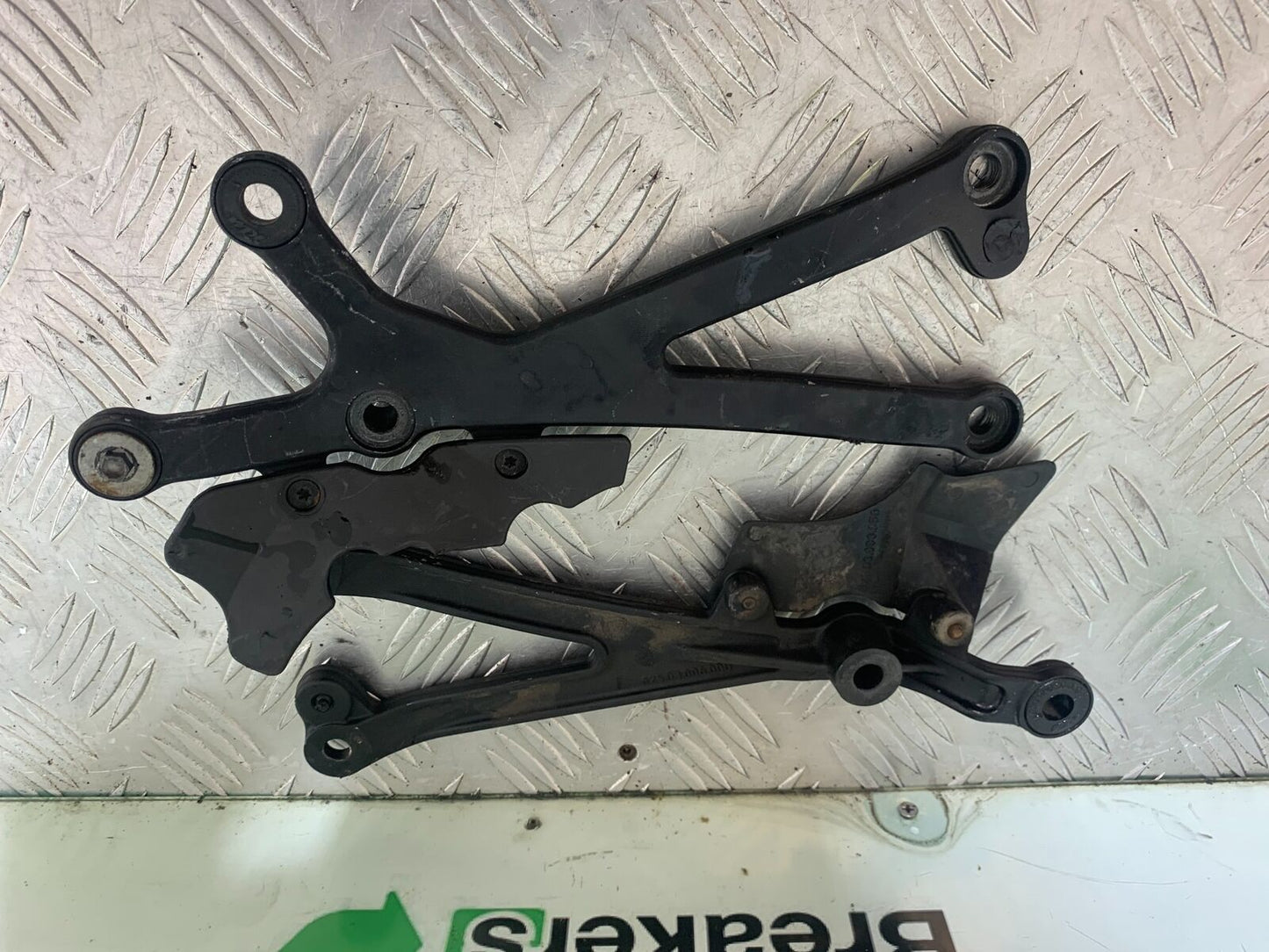 KTM 990 SUPERMOTO T ENGINE BRACKETS  YEAR 2010-2011  (CMB1127)