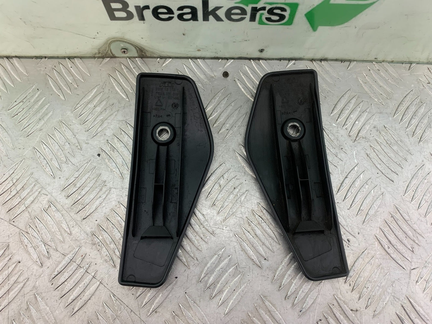 KTM 690 DUKE R LC4 RADIATOR GUARD INFILLS YEAR 2012-2015  (CMB1180)