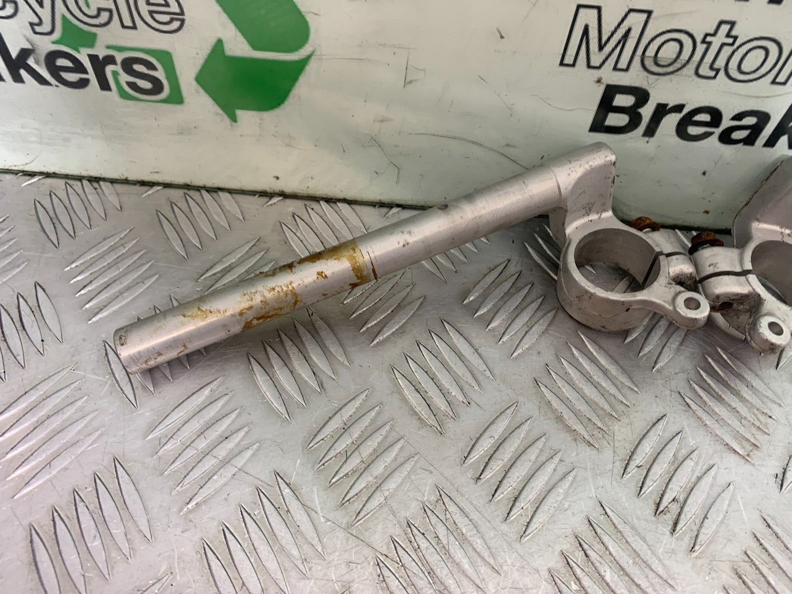 SUZUKI SV650 SV 650 mk1 HANDLEBARS   YEAR 1999-2002 (CMB1208)