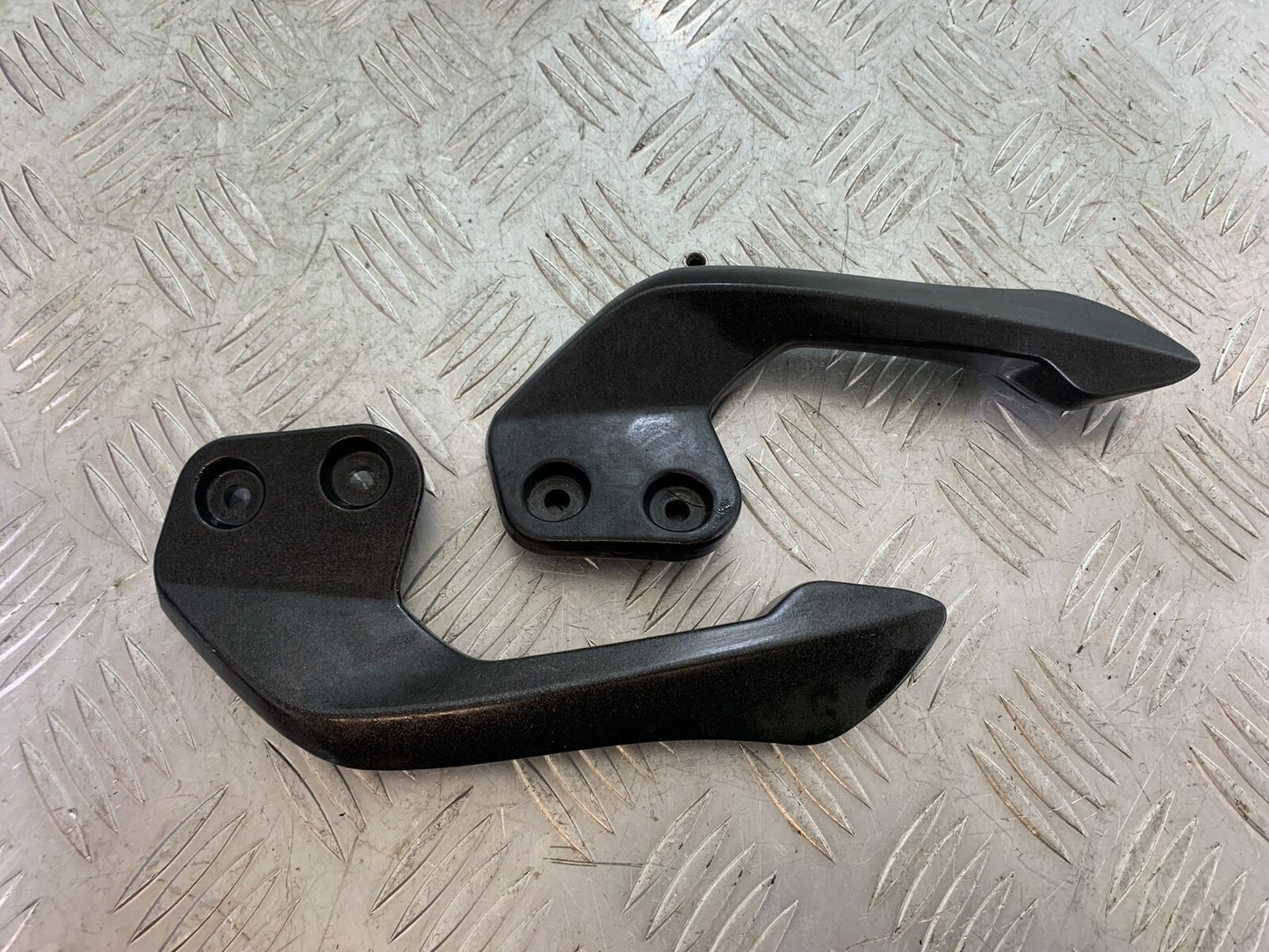 BENELLI BN125 BN 125 GRAB RAILS  YEAR 2018-2021 (CMB1080)