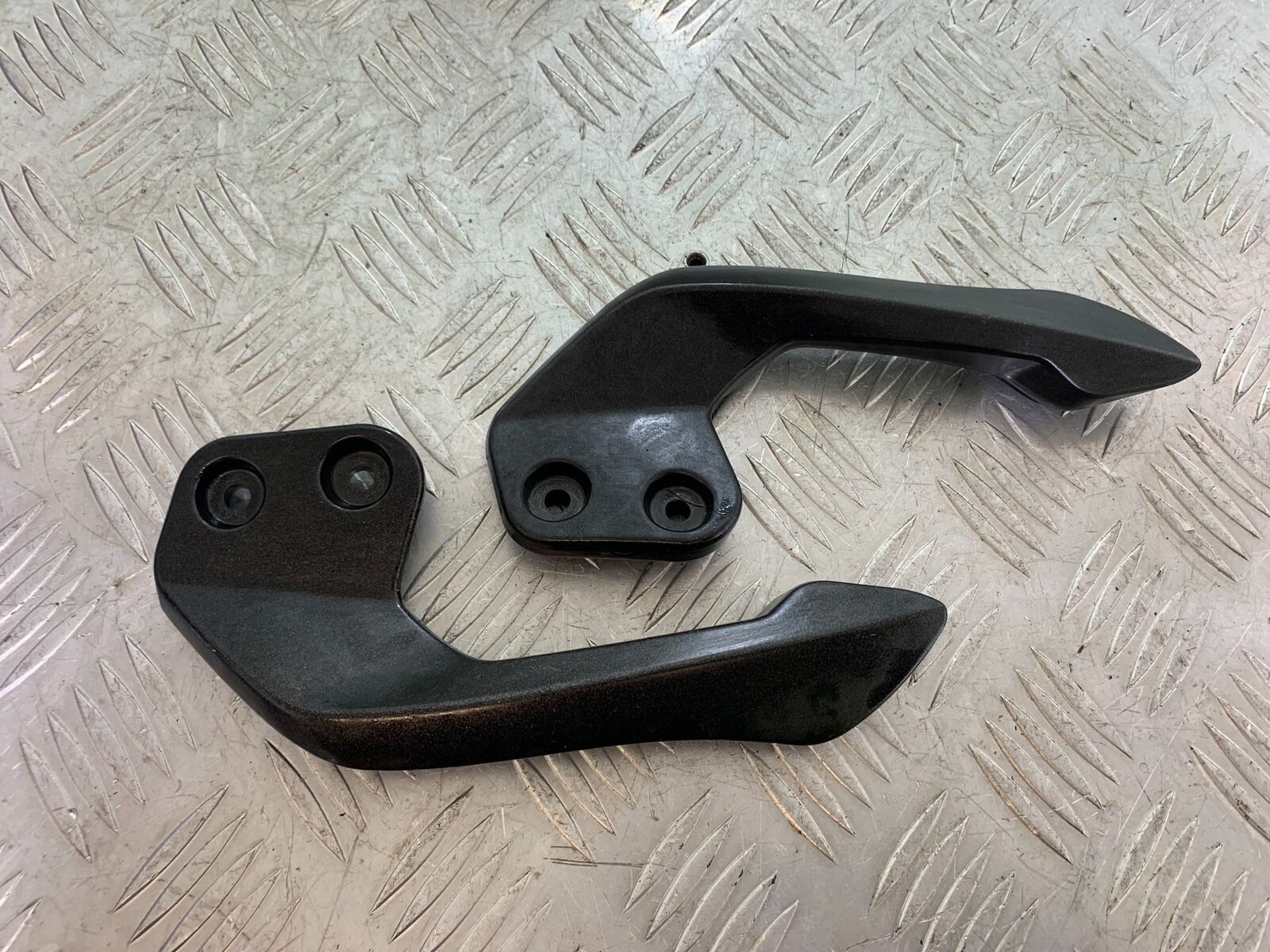 BENELLI BN125 BN 125 GRAB RAILS  YEAR 2018-2021 (CMB1080)