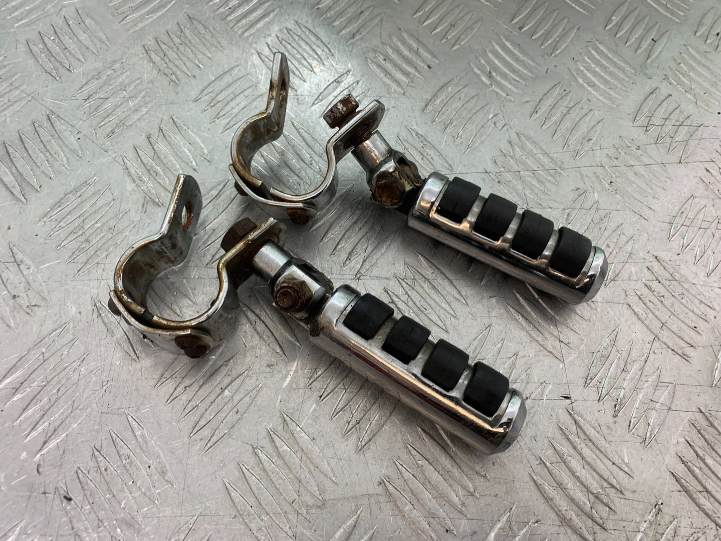 HONDA VT750 SHADOW FOOTPEGS   YEAR 2003-2004 (CMB1265)