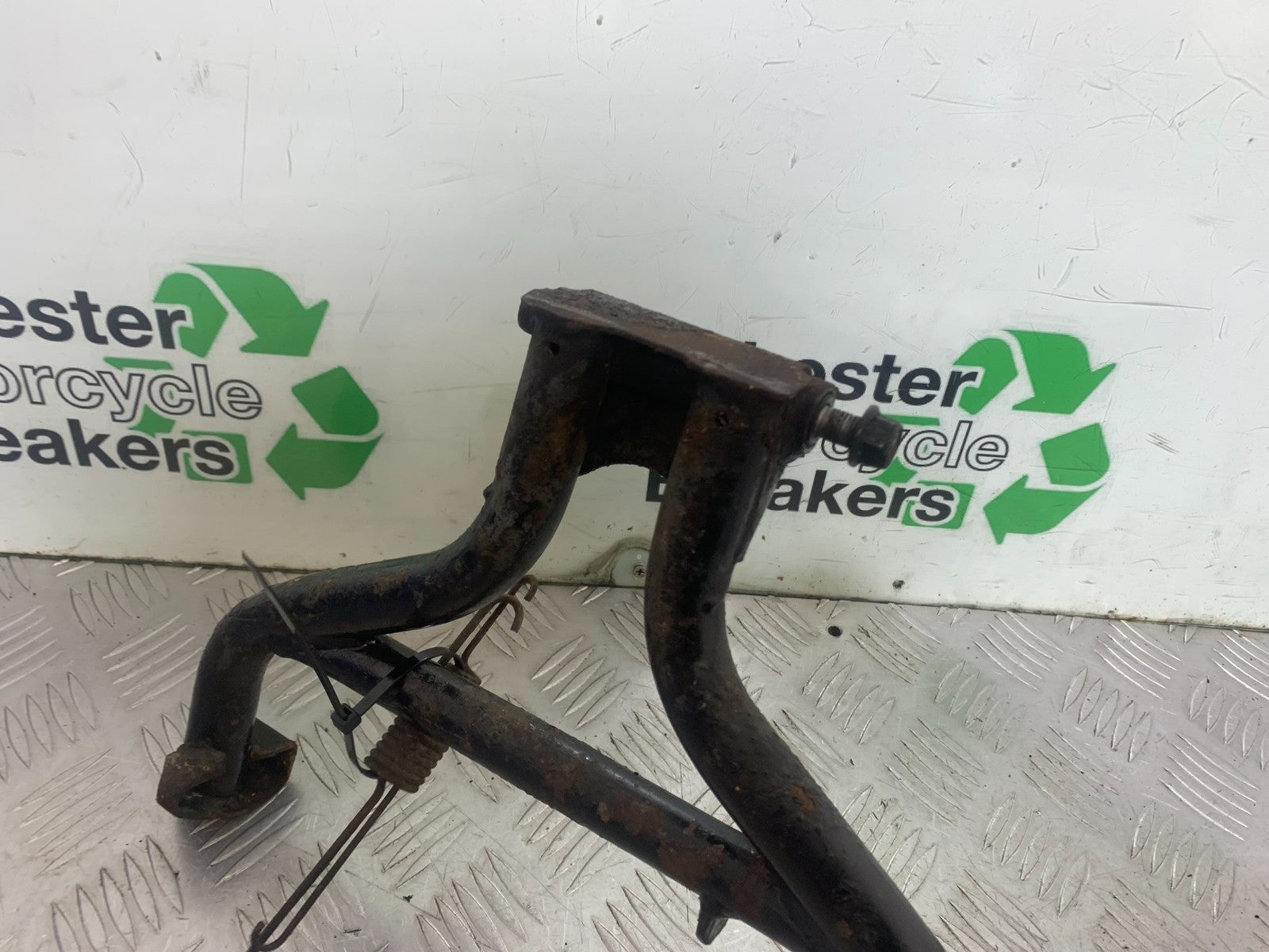 SUZUKI GSX750 INAZUMA CENTER STAND  YEAR 1998-2003 (CMB1308)