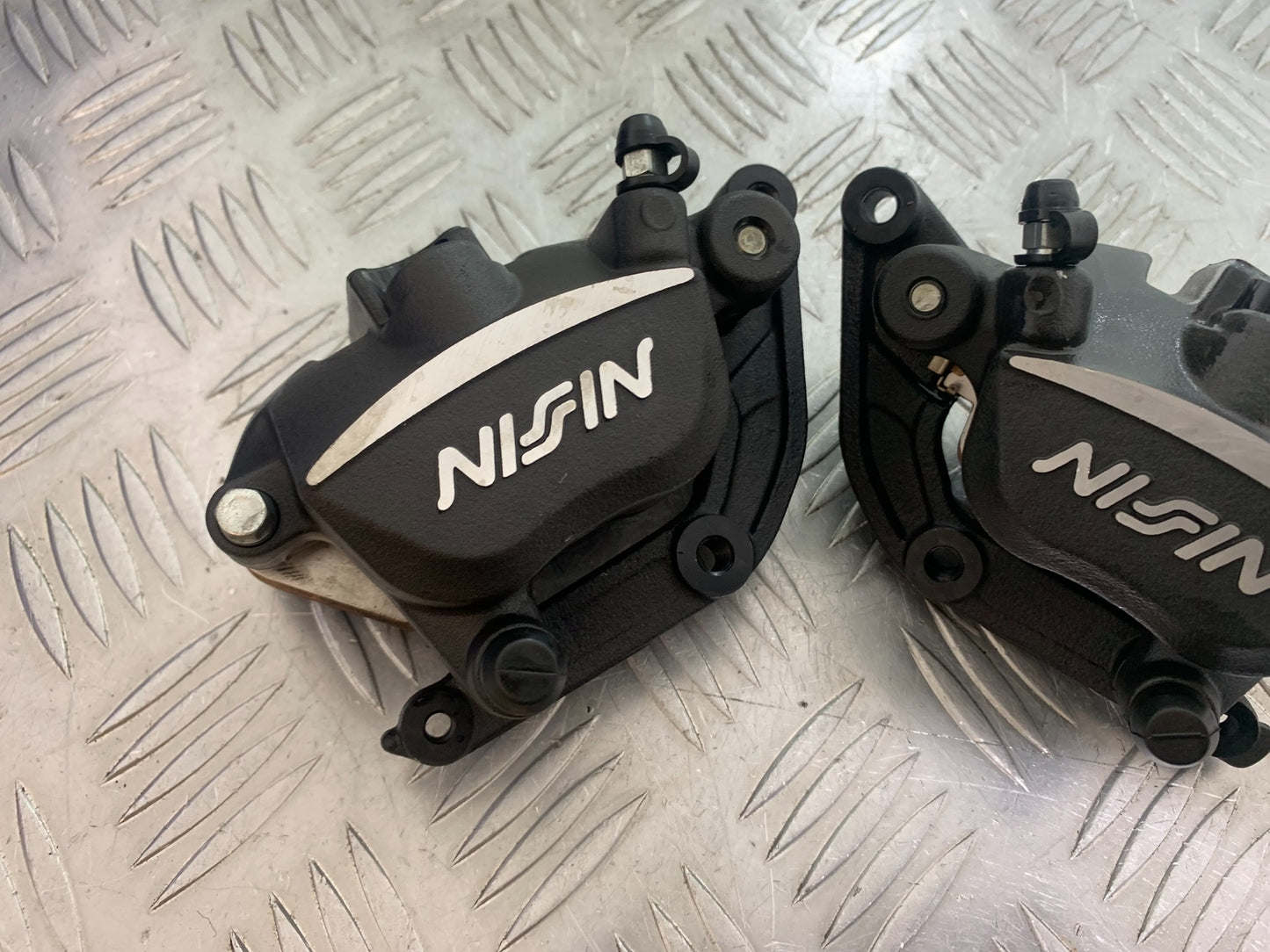 TRIUMPH TRIDENT 660 FRONT BRAKE CALIPERS   YEAR 2021-2024 (CMB1148)