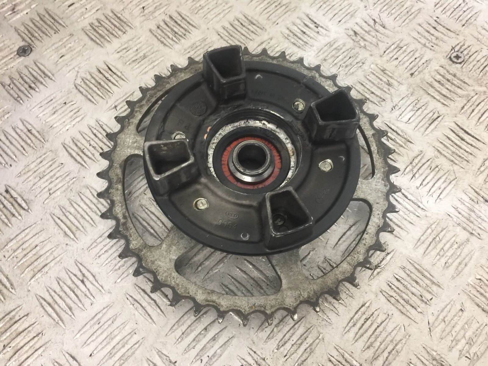 KAWASAKI Z750 Z 750 REAR SPROCKET CARRIER YEAR 2009-2012 (STOCK 810)