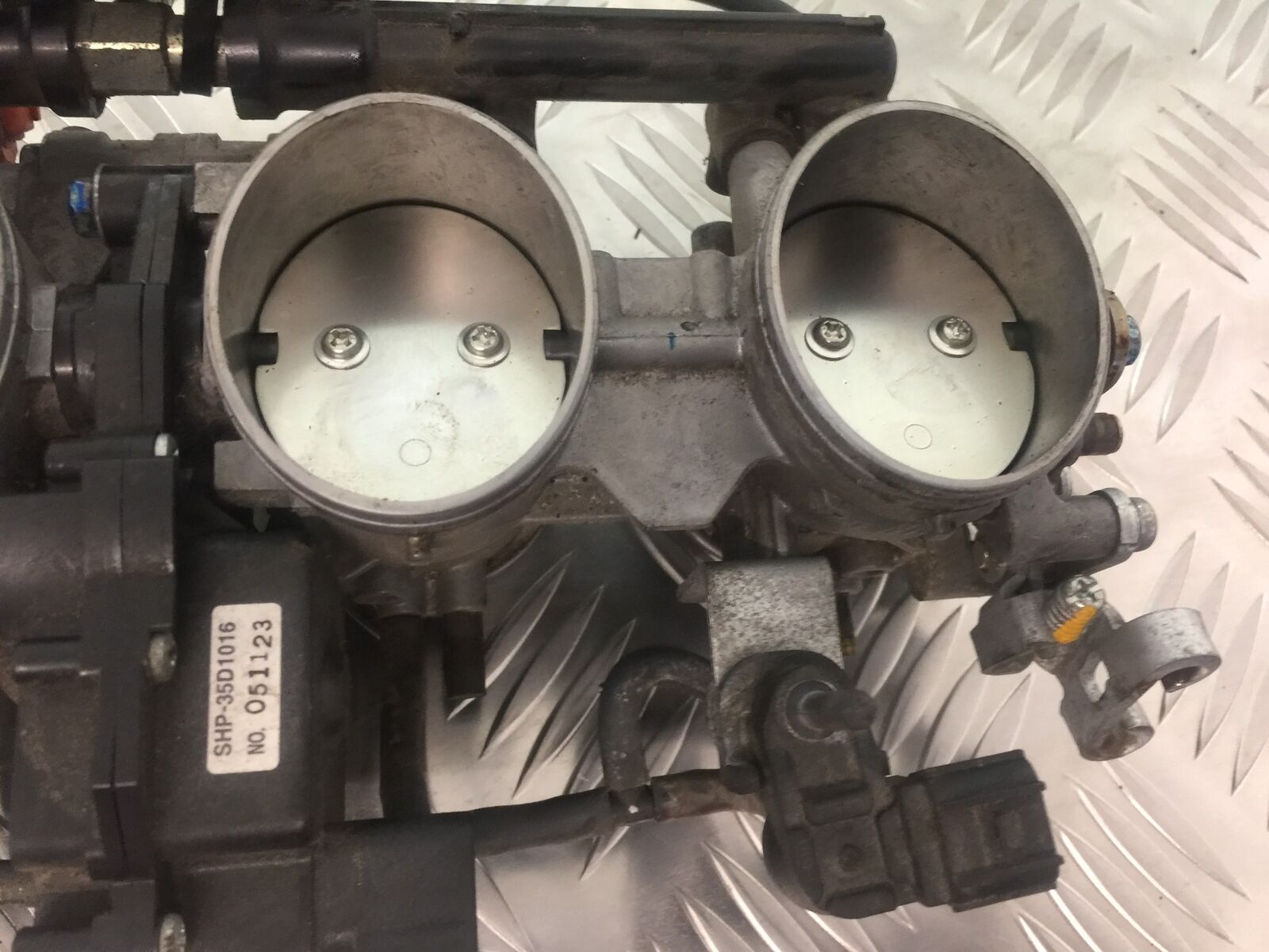 KAWASAKI Z1000 SX THROTTLE BODIES  YEAR 2011-13 (STOCK 911)