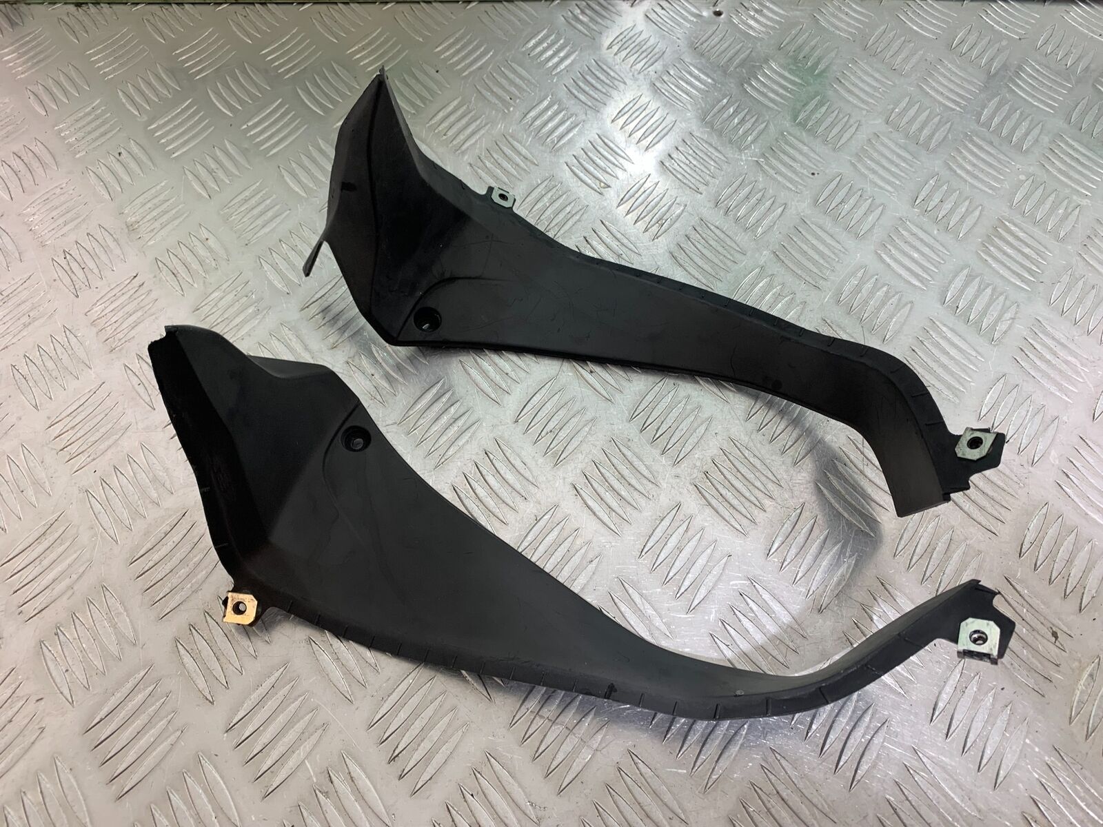 BMW F800 GT TOP FAIRING INFILLS  YEAR 2013-2017 (CMB1031)