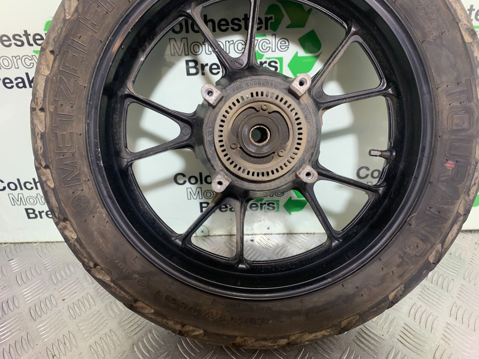 SUZUKI DL 650 V-STROM REAR WHEEL  YEAR 2020 (CMB1117)