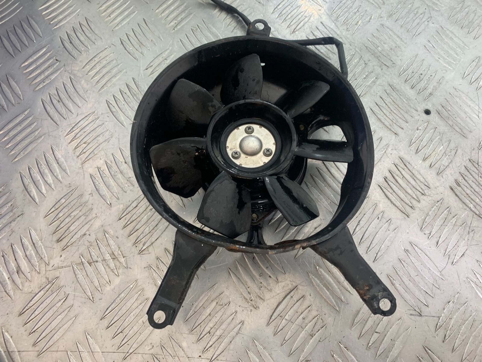 KAWASAKI Z1000 Z 1000 RADIATOR FAN   YEAR 2003-2006 (CMB1099)