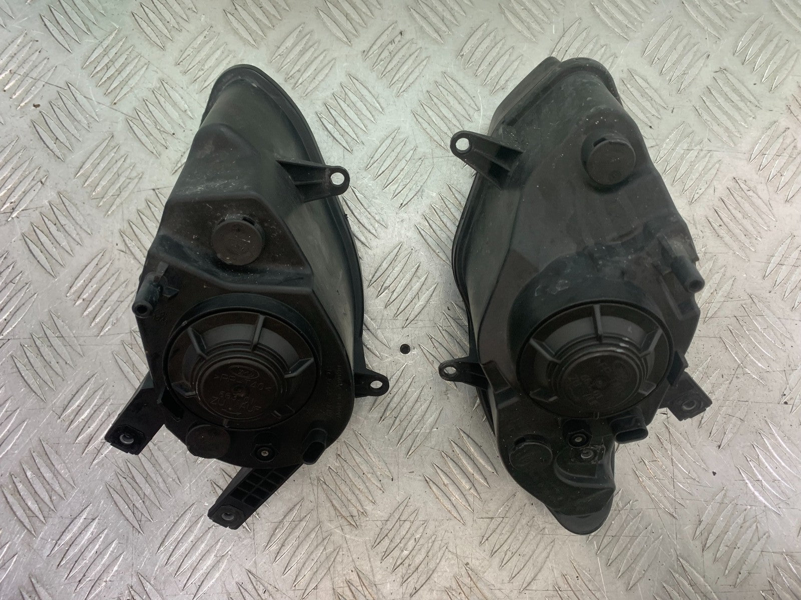BMW S1000 RR HEADLIGHT   YEAR 2015-2018 (CMB1246)