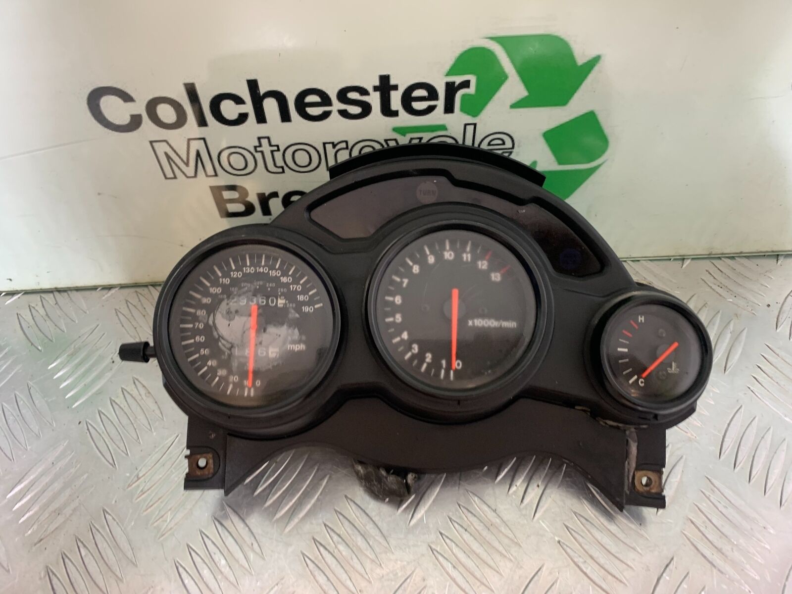 SUZUKI RF900 RF 900 CLOCKS SPEEDO DASH YEAR 1994-1999 (CMB1020)
