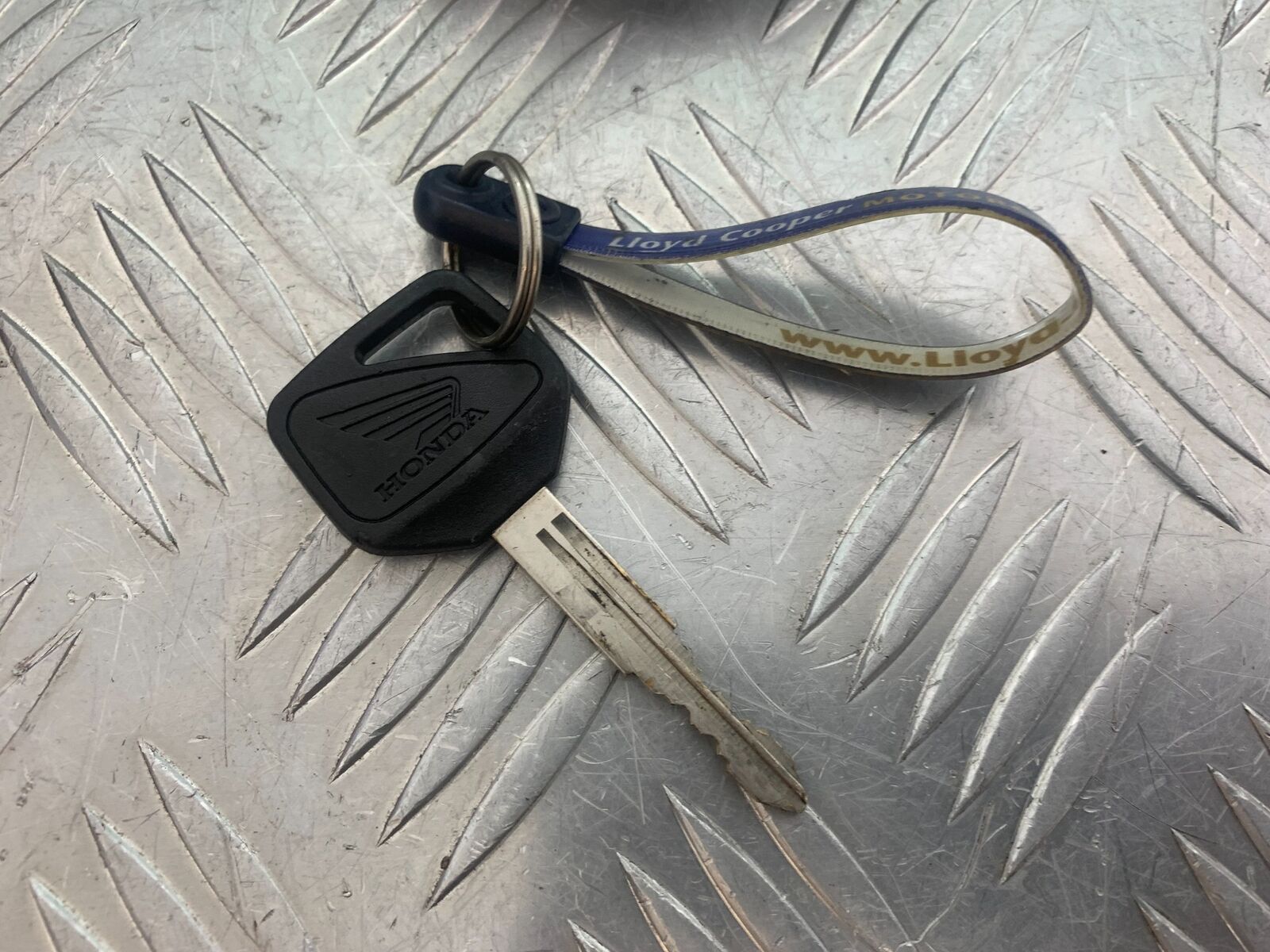HONDA CBR 929 RRY FIREBLADE ECU LOCKS KEY  YEAR 2000-01 (CMB1026)