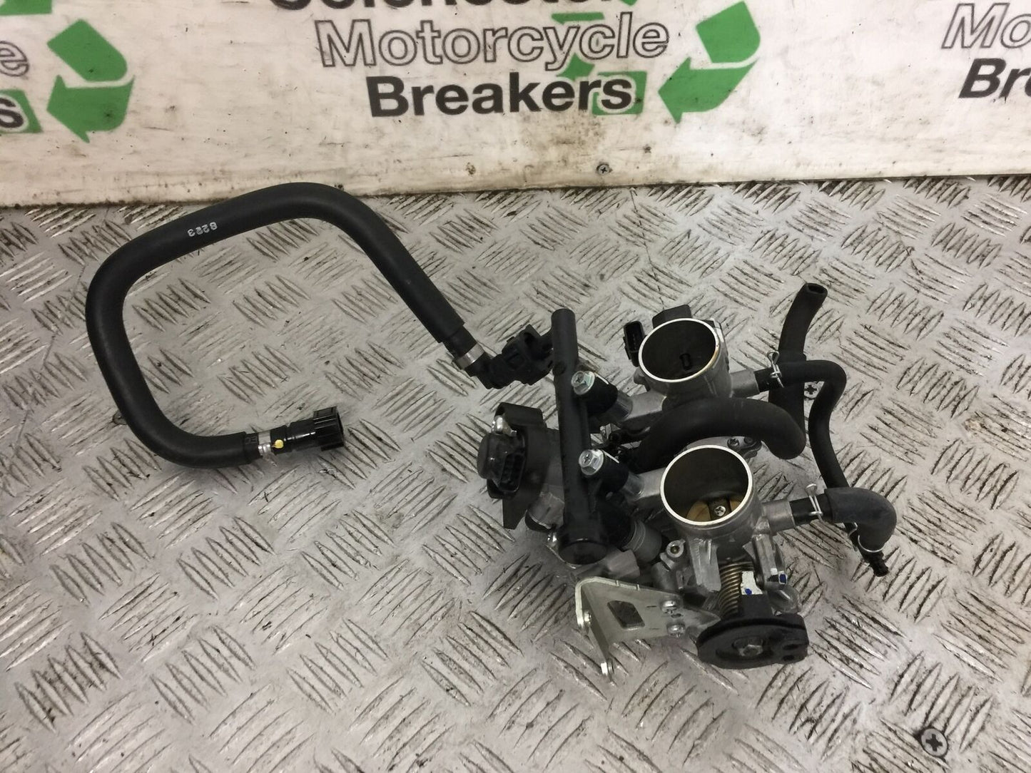 YAMAHA MT03 THROTTLE BODIES YEAR 2018  (STOCK 801)