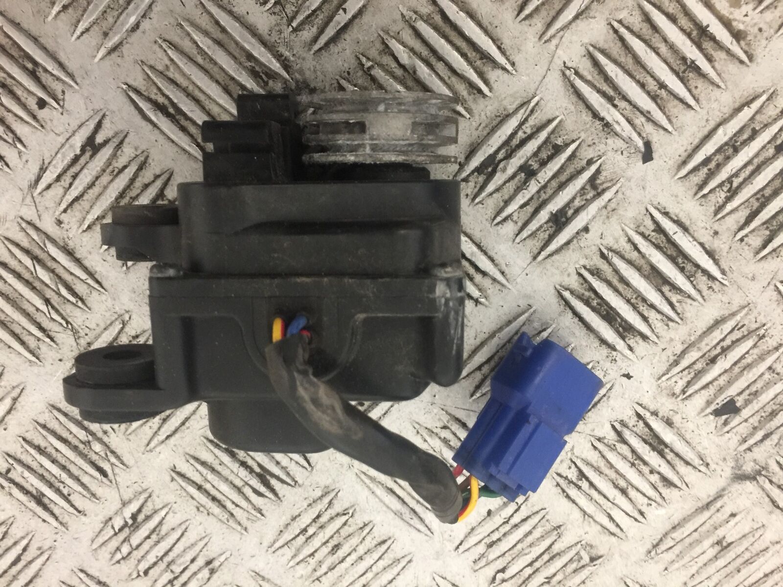 HONDA CBR600 CBR 600 RR EXHAUST SERVO MOTOR  2007-2011 (STOCK 725)