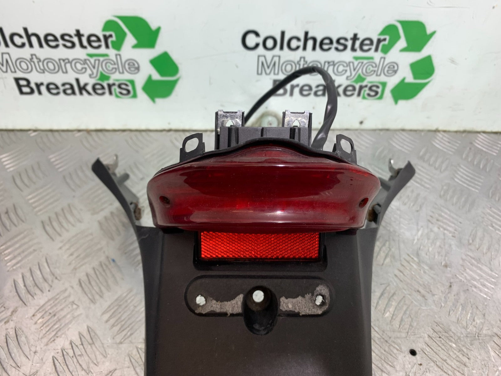 HONDA XL125 VARADERO REAR LIGHT  YEAR 2001-2006  (CMB1304)