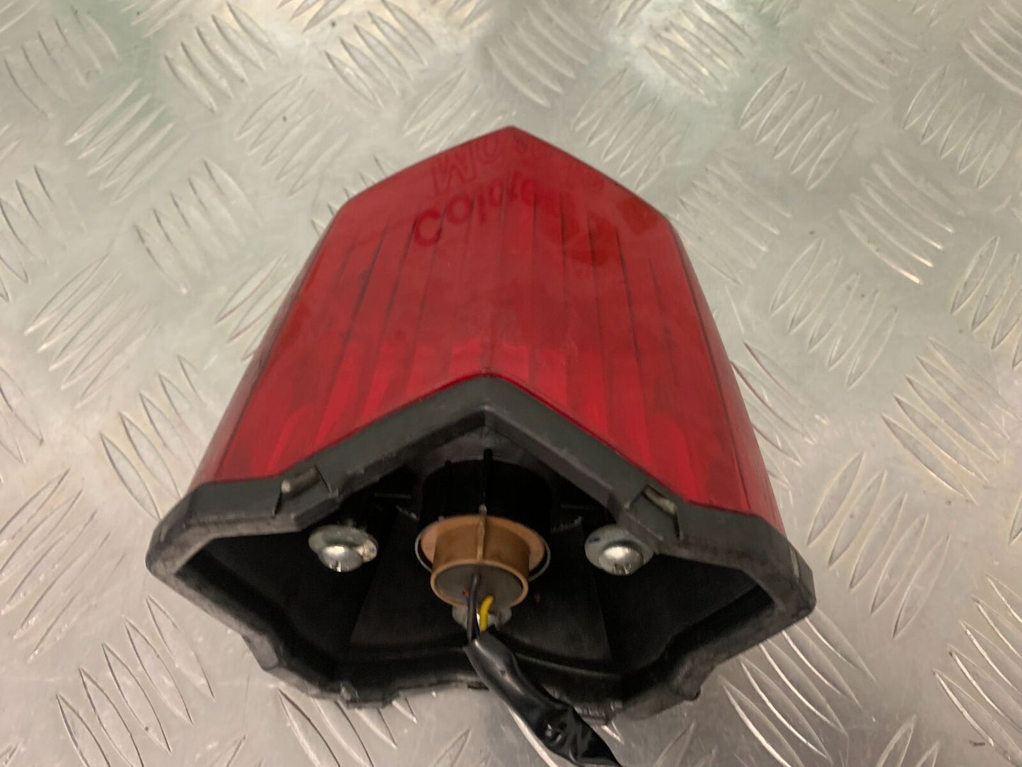 YAMAHA XJ6 XJ6-S REAR LIGHT YEAR 2009-2015 (STOCK 991)