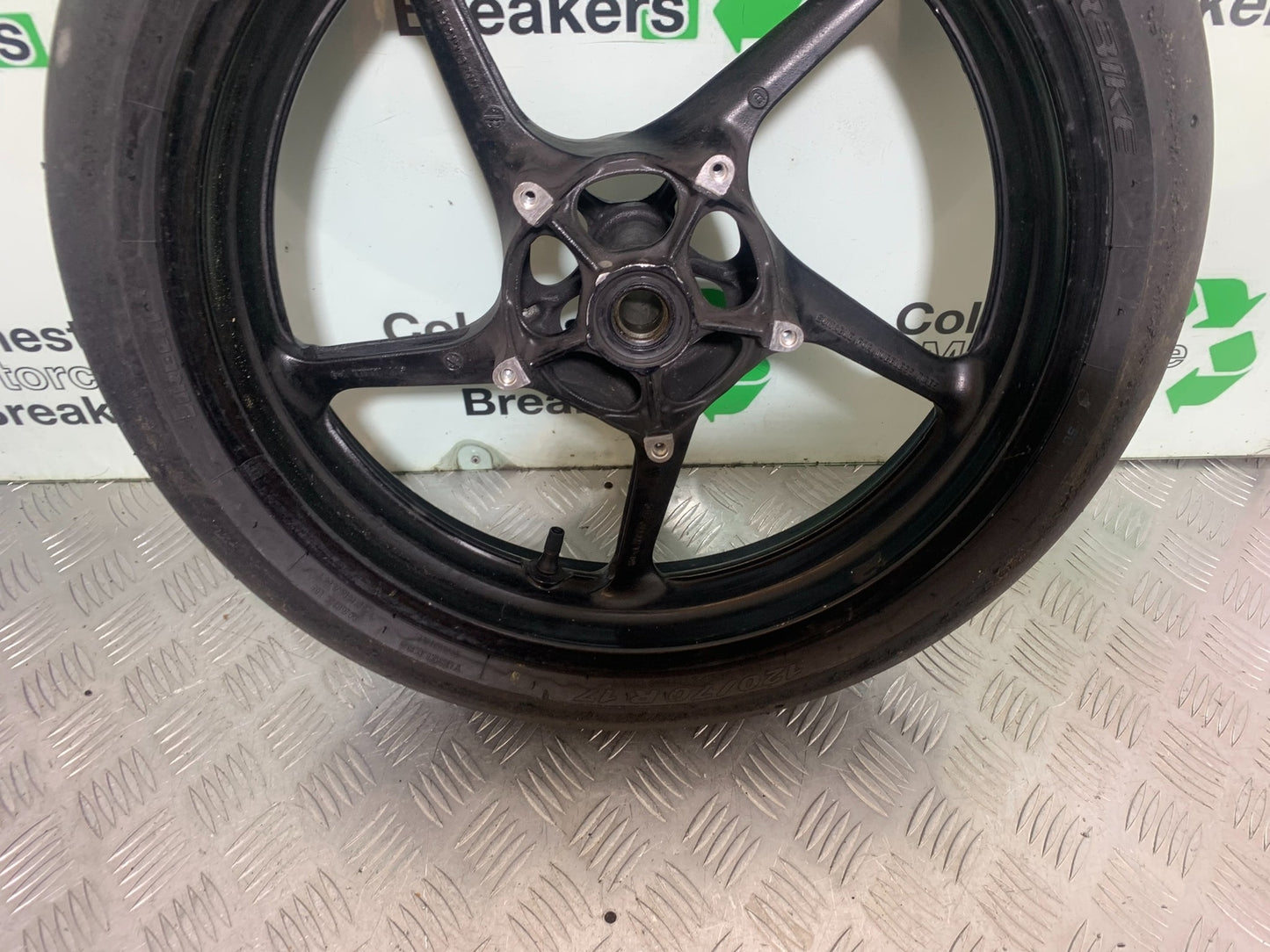 YAMAHA YZF R1 FRONT WHEEL   YEAR 2004-2006 (CMB1155)