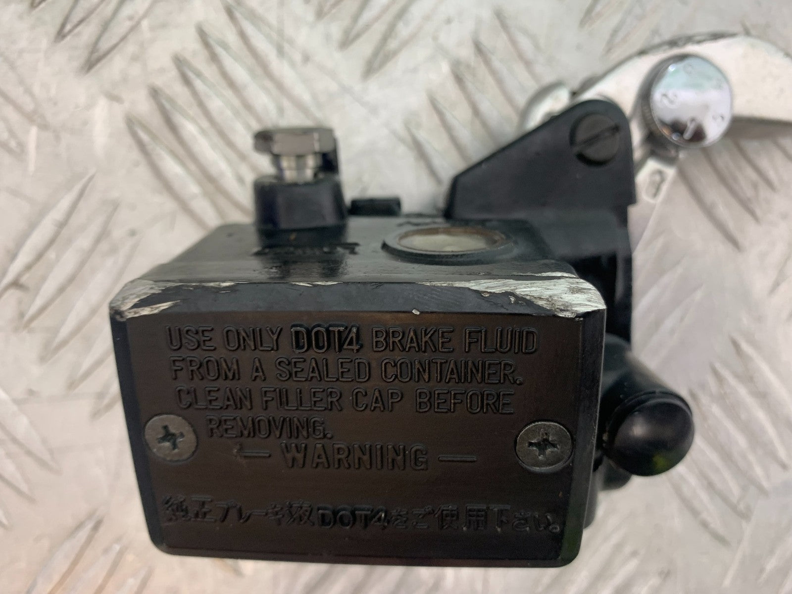 YAMAHA FZS1000 FAZER FRONT MASTER CYLINDER  YEAR 2001-05 (CMB1275)